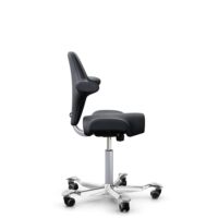 HÅG Capisco 8106 - Paloma Soft (Wollsdorf) - Skóra półanilinowa - ATG55185 - Charcoal - Silver - 150mm (seat height 40–55cm) - Hard castors for soft floors