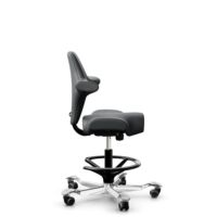 HÅG Capisco 8106 - Paloma Soft (Wollsdorf) - Cuir semi-aniline - ATG55206 - Noir - 265 mm (hauteur d’assise 53–79 cm) - Roues dures pour sols souples