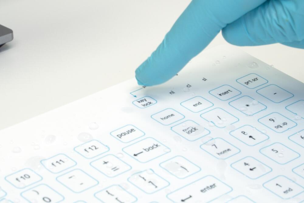 Purekeys medisch toetsenbord Compact Fixed Angle US wit, kan nat gereinigd worden.