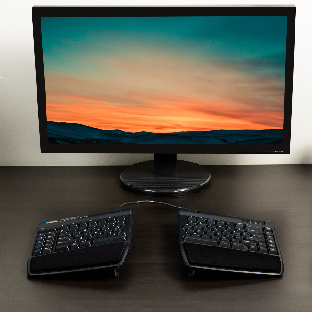 Kinesis Freestyle 2 VIP3 ergonomisch toetsenbord US op het bureau