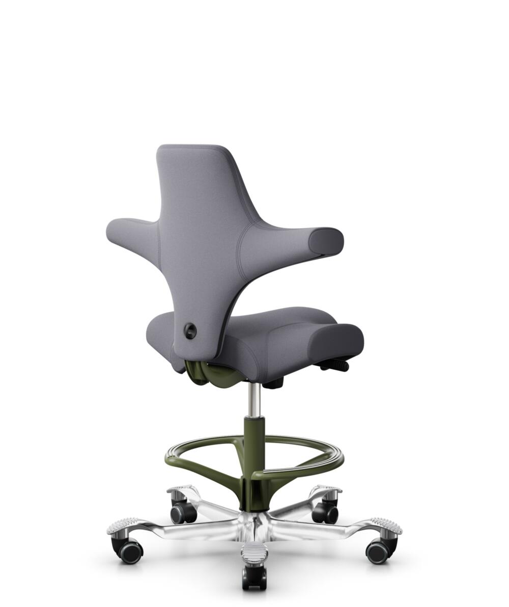 HÅG Capisco 8106 - Xtreme (Camira) - Gerecycled Polyester - EXR081 - Grey - Framekleur - Moss Grey - Gasveer - 200 mm (Zithoogte 46-64cm) - Vloercontact - Zachte wielen t.b.v. harde vloeren - Voetenring - Ja, in framekleur - Voetster - Ja, voetster in ... - 3