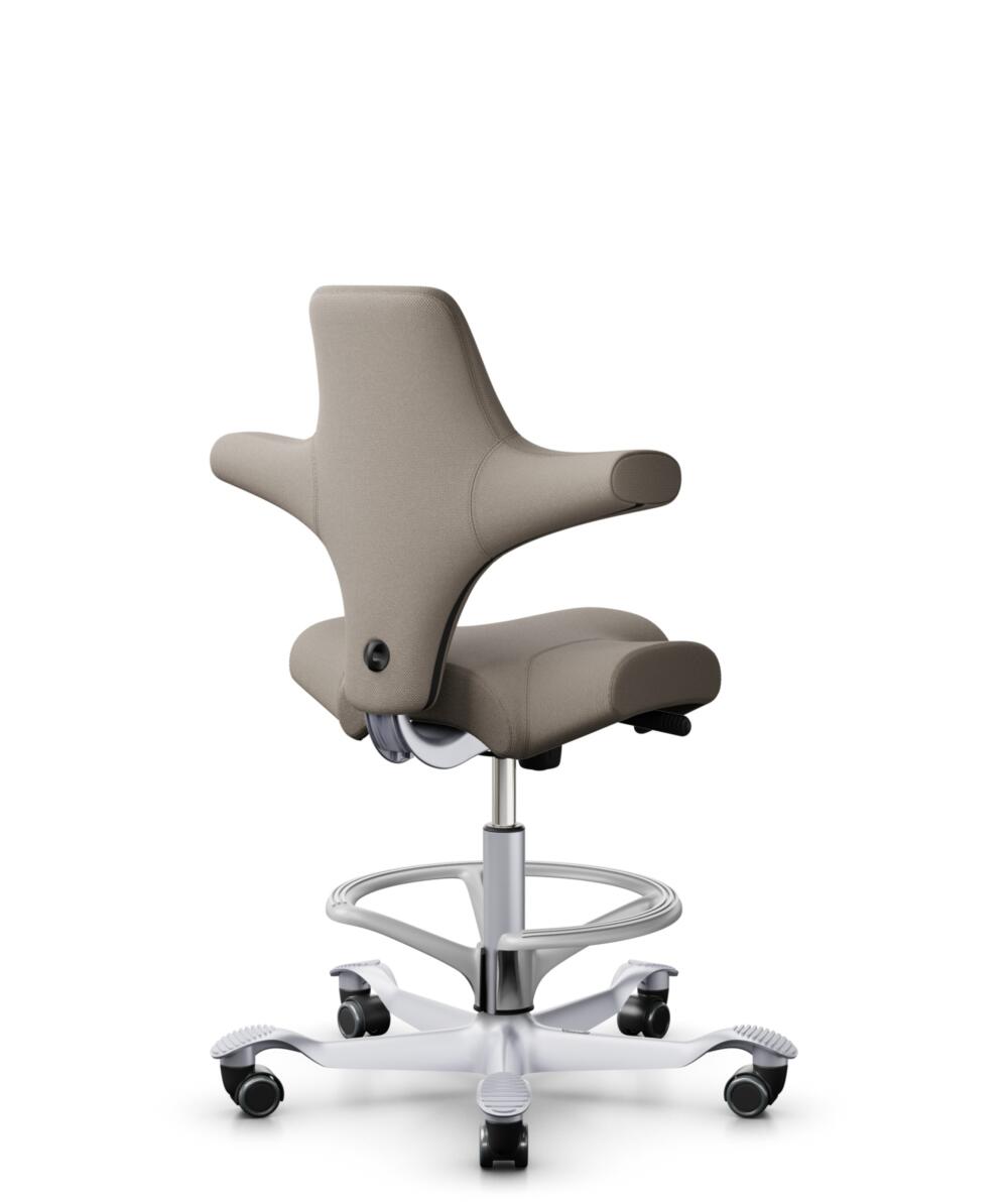 HÅG Capisco 8106 - Select (Gabriel) - Wol / Polyamide - SC60129 - Beige - Framekleur - Zilver - Gasveer - 265 mm (Zithoogte 53-79cm) - Vloercontact - Harde wielen t.b.v. zachte vloeren - Voetenring - Ja, in framekleur - Voetster - Nee, voetster in fram... - 3