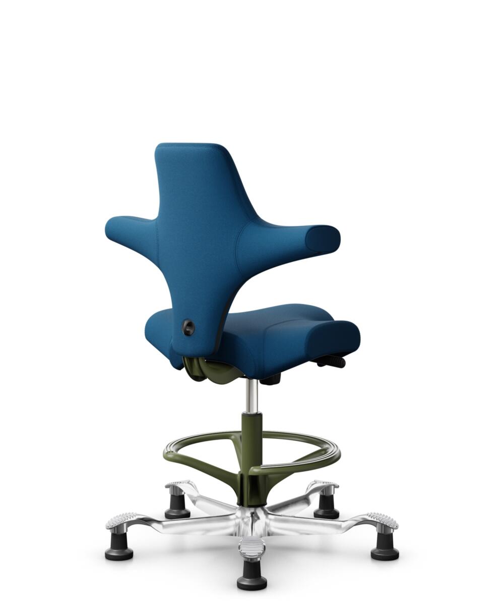 HÅG Capisco 8106 - Select (Gabriel) - Wol / Polyamide - SC66071 - Navy blue - Framekleur - Moss Grey - Gasveer - 265 mm (Zithoogte 53-79cm) - Vloercontact - Glijdoppen - Voetenring - Ja, in framekleur - Voetster - Ja, voetster in gepolijst aluminium - 3