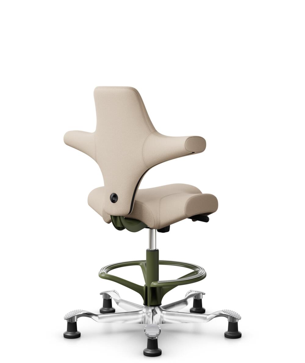 HÅG Capisco 8106 - Select (Gabriel) - Wol / Polyamide - SC61188 - Light beige - Framekleur - Moss Grey - Gasveer - 265 mm (Zithoogte 53-79cm) - Vloercontact - Glijdoppen - Voetenring - Ja, in framekleur - Voetster - Ja, voetster in gepolijst aluminium - 3