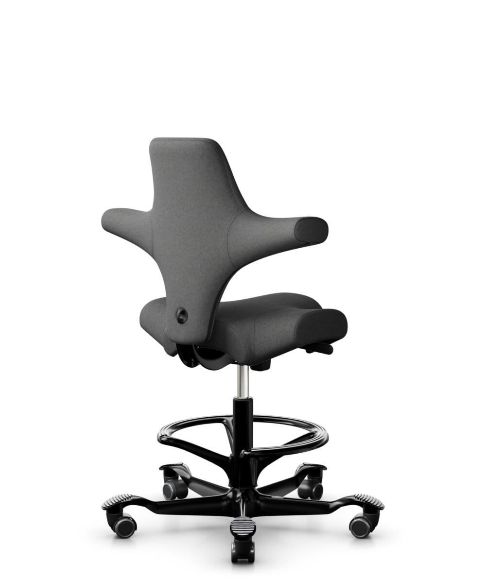 HÅG Capisco 8106 - Capture (Gabriel) - Wol / Polyamide - CPT4601 - Dark grey - Framekleur - Zwart - Gasveer - 265 mm (Zithoogte 53-79cm) - Vloercontact - Zachte wielen t.b.v. harde vloeren - Voetenring - Ja, in framekleur - Voetster - Nee, voetster in ... - 1