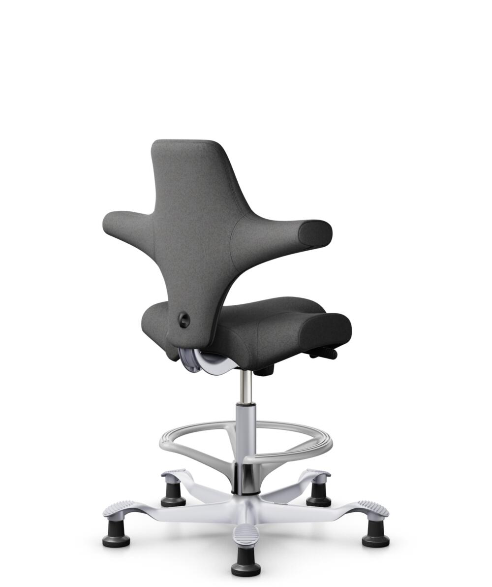 HÅG Capisco 8106 - Capture (Gabriel) - Wol / Polyamide - CPT4601 - Dark grey - Framekleur - Zilver - Gasveer - 200 mm (Zithoogte 46-64cm) - Vloercontact - Glijdoppen - Voetenring - Ja, in framekleur - Voetster - Nee, voetster in framekleur - 1