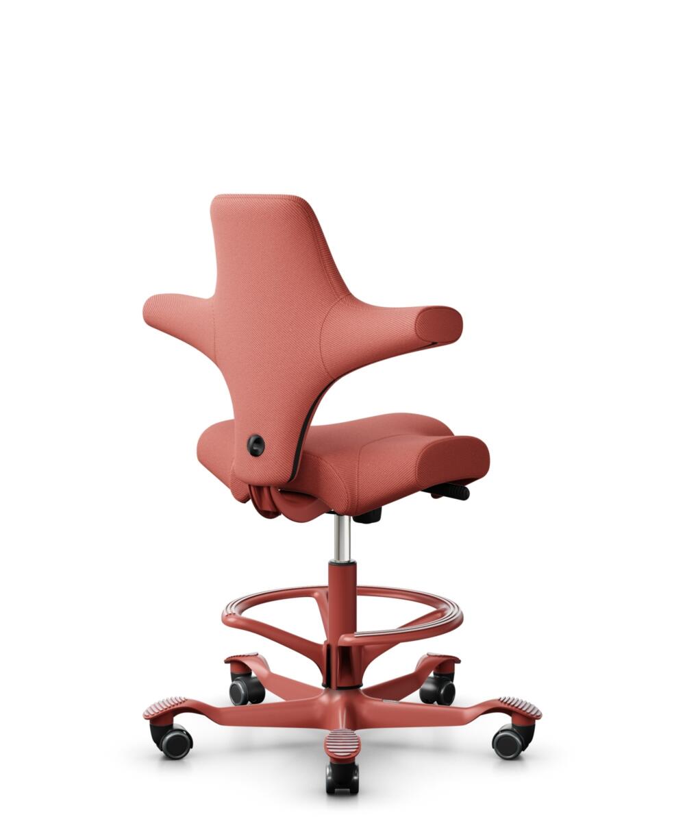HÅG Capisco 8106 - Oceanic (Camira) - Gerecycled Polyester - OCI012 - Orange-red - Framekleur - Blush Rose - Gasveer - 200 mm (Zithoogte 46-64cm) - Vloercontact - Harde wielen t.b.v. zachte vloeren - Voetenring - Ja, in framekleur - Voetster - Nee, voe... - 3