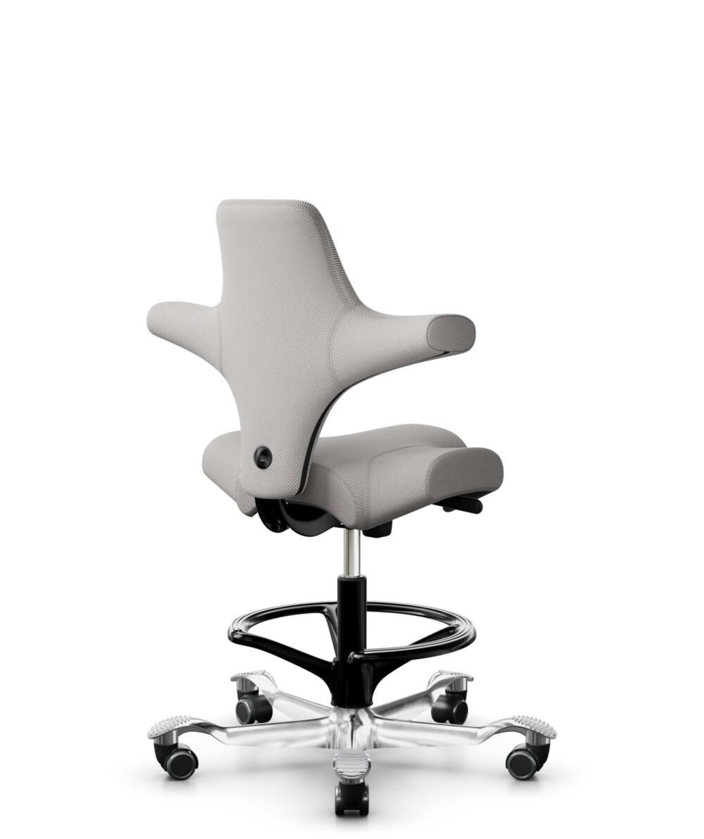 HÅG Capisco 8106 - Oceanic (Camira) - Gerecycled Polyester - OCI014 - Light beige - Framekleur - Zwart - Gasveer - 200 mm (Zithoogte 46-64cm) - Vloercontact - Harde wielen t.b.v. zachte vloeren - Voetenring - Ja, in framekleur - Voetster - Ja, voetster... - 3