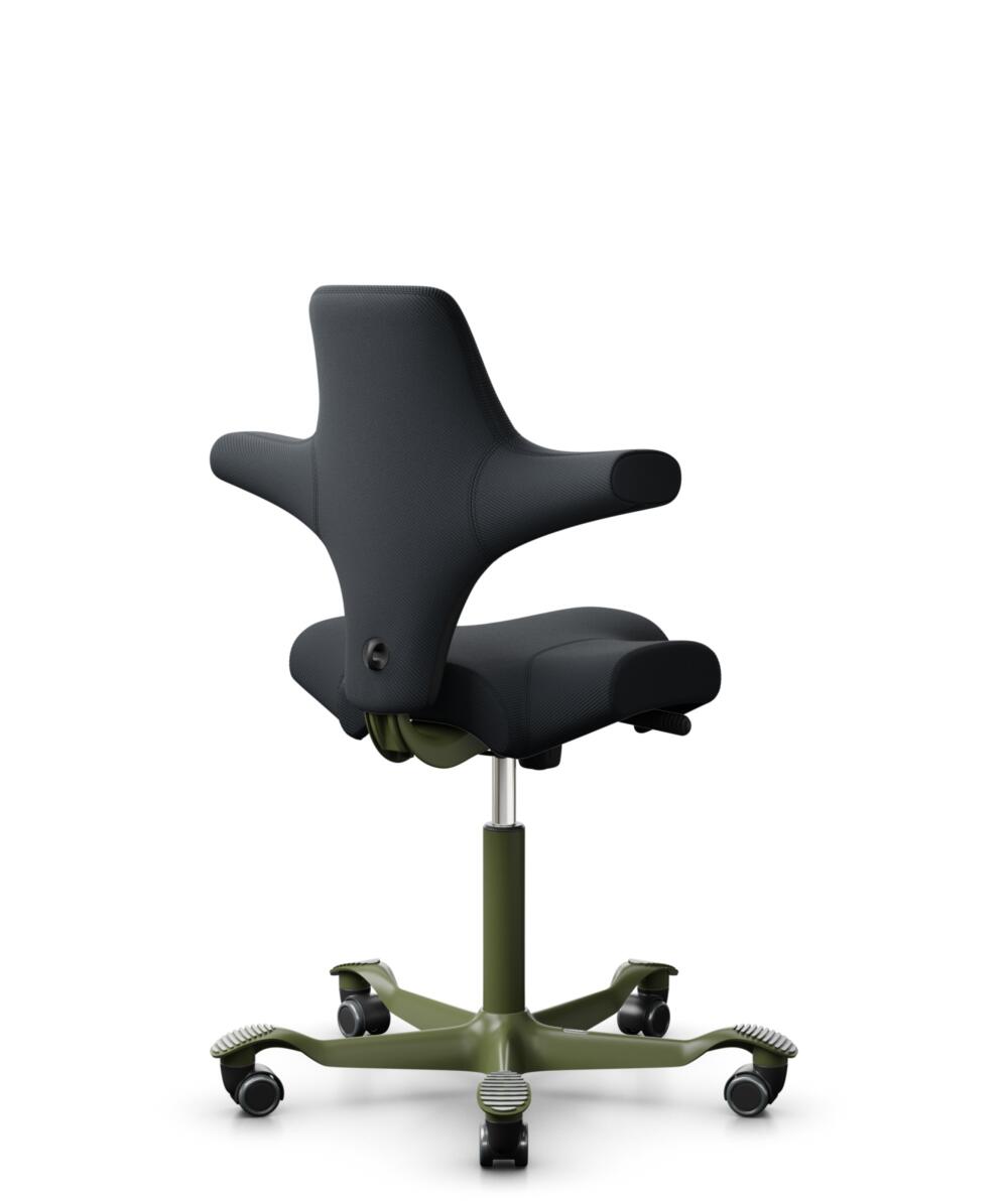 HÅG Capisco 8106 - Oceanic (Camira) - Gerecycled Polyester - OCI001 - Black - Framekleur - Moss Grey - Gasveer - 150 mm (Zithoogte 40-55cm) - Vloercontact - Harde wielen t.b.v. zachte vloeren - Voetenring - Nee, geen voetenring - Voetster - Nee, voetst... - 3