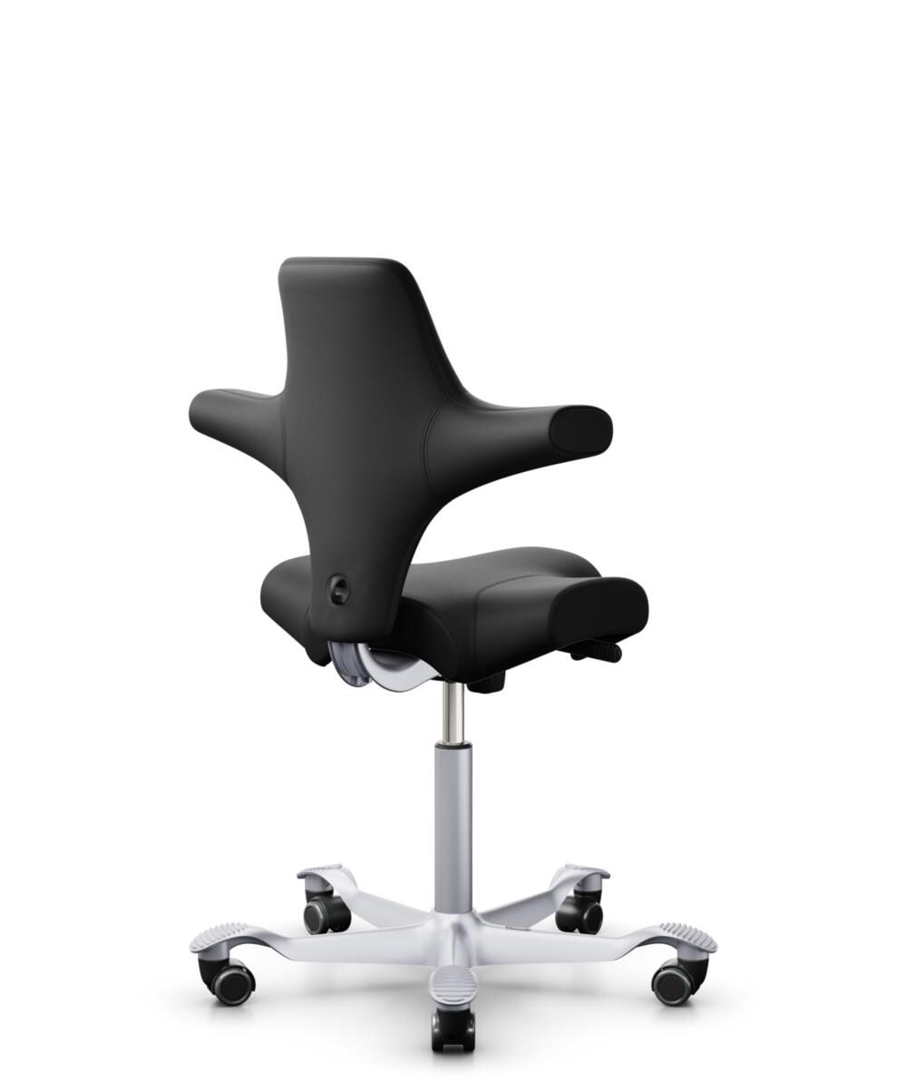 HÅG Capisco 8106 - Illusion 3.0 (Nevotex) - Polyurethaan Kunstleer - ILU3110 - Black - Framekleur - Zilver - Gasveer - 150 mm (Zithoogte 40-55cm) - Vloercontact - Harde wielen t.b.v. zachte vloeren - Voetenring - Nee, geen voetenring - Voetster - Nee, ... - 3