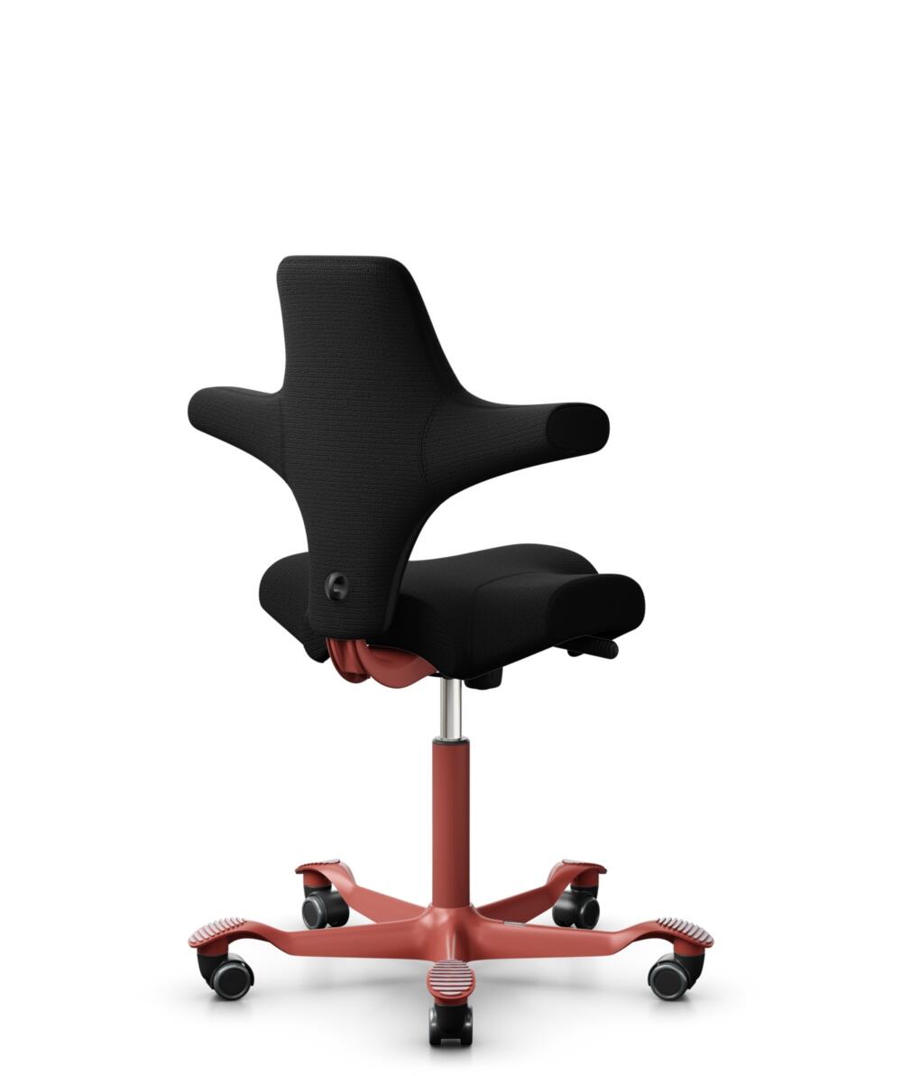 HÅG Capisco 8106 - Sirdal (GU) - Wol - SRD190 Black - Framekleur - Blush Rose - Gasveer - 150 mm (Zithoogte 40-55cm) - Vloercontact - Zachte wielen t.b.v. harde vloeren - Voetenring - Nee, geen voetenring - Voetster - Nee, voetster in framekleur - 3