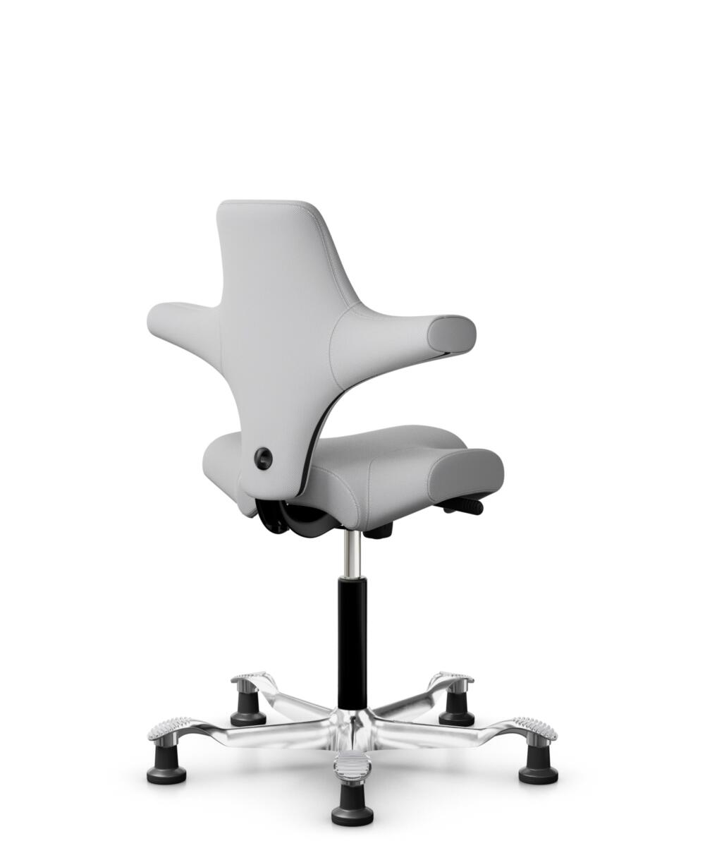HÅG Capisco 8106 - Steelcut Trio 3 (Kvadrat) - Wol / Polyamide - STT133 - Light grey - Framekleur - Zwart - Gasveer - 150 mm (Zithoogte 40-55cm) - Vloercontact - Glijdoppen - Voetenring - Nee, geen voetenring - Voetster - Ja, voetster in gepolijst alum... - 3
