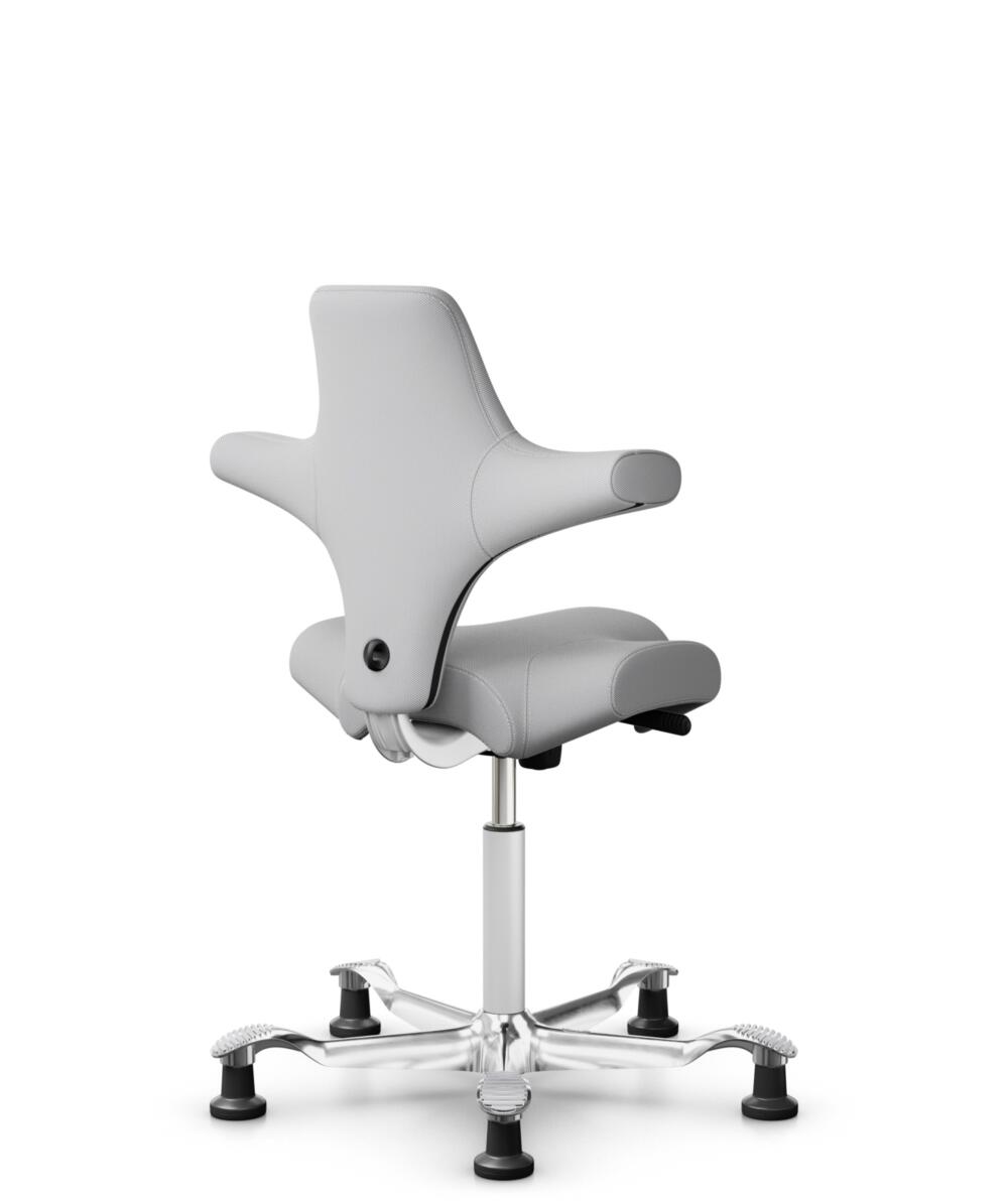 HÅG Capisco 8106 - Steelcut Trio 3 (Kvadrat) - Wol / Polyamide - STT133 - Light grey - Framekleur - Wit - Gasveer - 200 mm (Zithoogte 46-64cm) - Vloercontact - Glijdoppen - Voetenring - Nee, geen voetenring - Voetster - Ja, voetster in gepolijst aluminium - 3