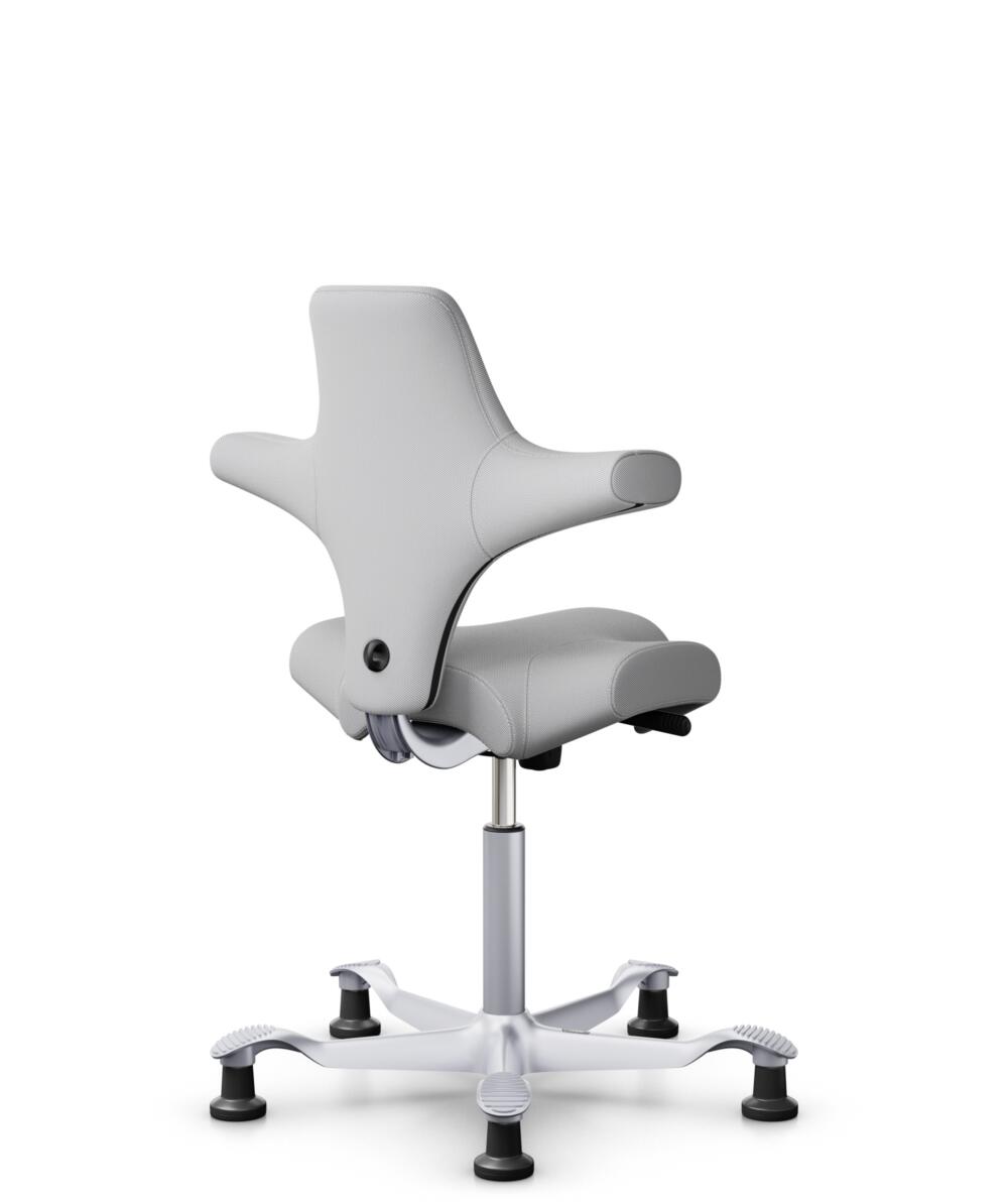 HÅG Capisco 8106 - Steelcut Trio 3 (Kvadrat) - Wol / Polyamide - STT133 - Light grey - Framekleur - Zilver - Gasveer - 265 mm (Zithoogte 53-79cm) - Vloercontact - Glijdoppen - Voetenring - Nee, geen voetenring - Voetster - Nee, voetster in framekleur - 3