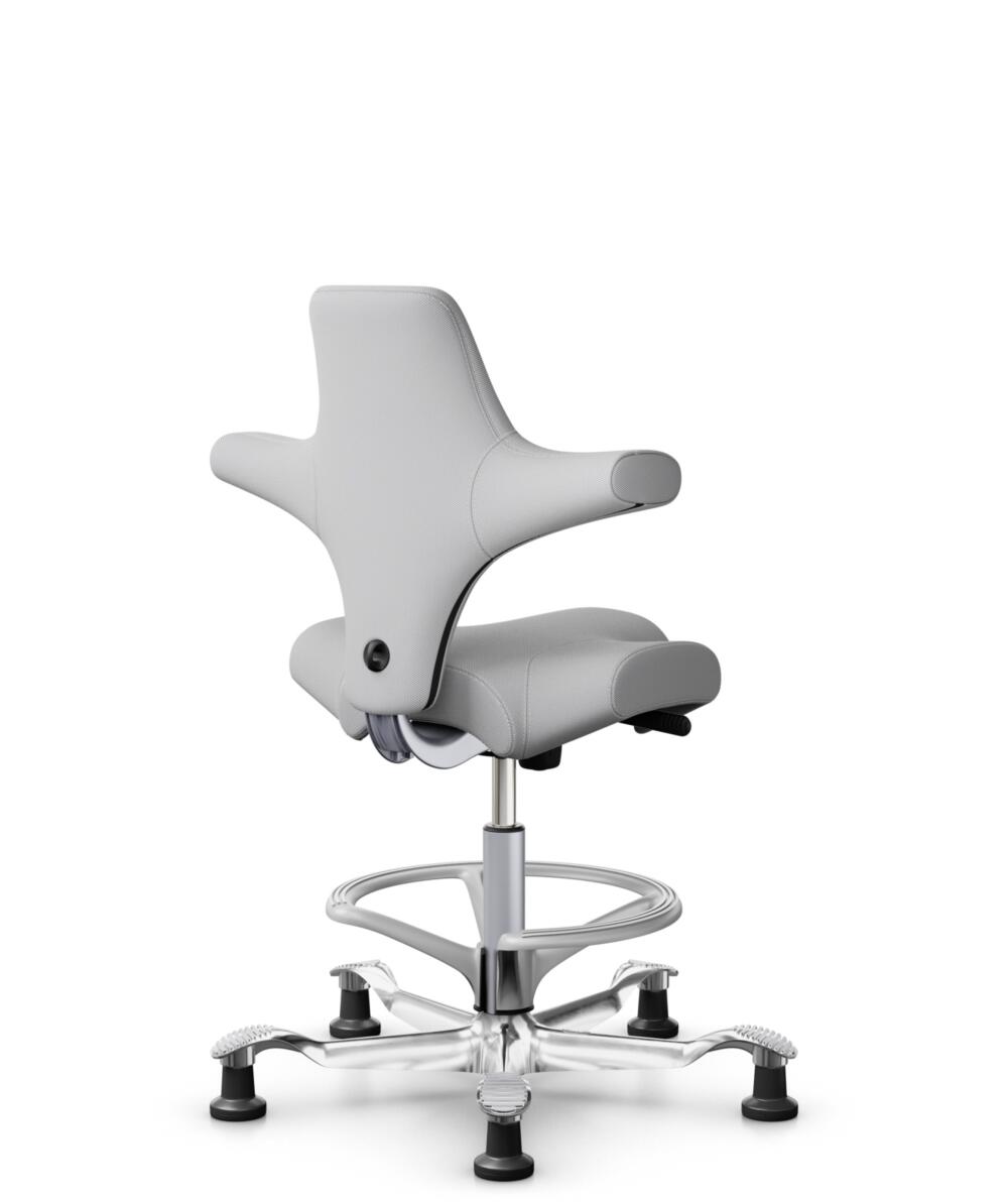 HÅG Capisco 8106 - Steelcut Trio 3 (Kvadrat) - Wol / Polyamide - STT133 - Light grey - Framekleur - Zilver - Gasveer - 265 mm (Zithoogte 53-79cm) - Vloercontact - Glijdoppen - Voetenring - Ja, in framekleur - Voetster - Ja, voetster in gepolijst aluminium - 3
