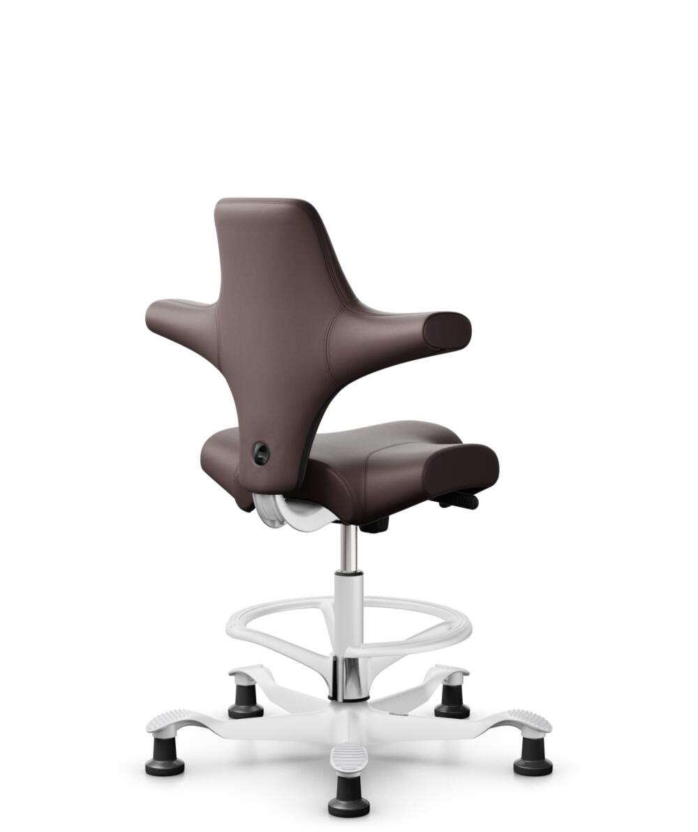 HÅG Capisco 8106 - Paloma Soft (Wollsdorf) - Semi-aniline Leder - PL55130 Dark brown - Framekleur - Wit - Gasveer - 200 mm (Zithoogte 46-64cm) - Vloercontact - Glijdoppen - Voetenring - Ja, in framekleur - Voetster - Nee, voetster in framekleur - 3