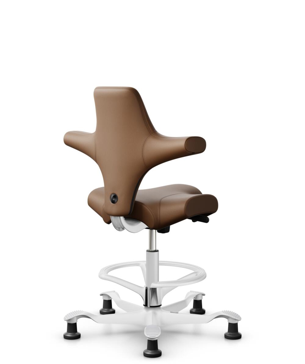 HÅG Capisco 8106 - Paloma Soft (Wollsdorf) - Semi-aniline Leder - PL05429 Cognac - Framekleur - Wit - Gasveer - 200 mm (Zithoogte 46-64cm) - Vloercontact - Glijdoppen - Voetenring - Ja, in framekleur - Voetster - Nee, voetster in framekleur - 3