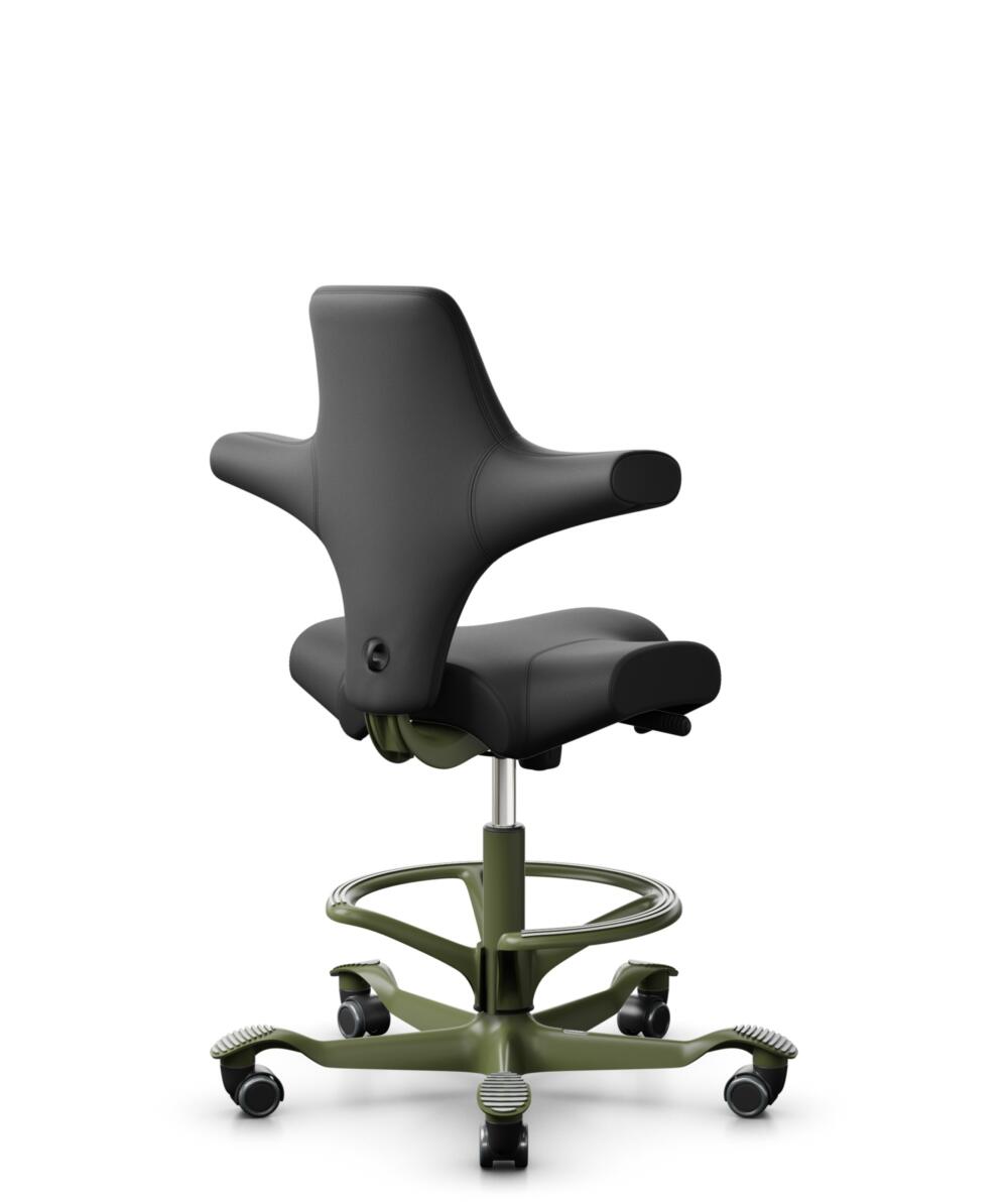 HÅG Capisco 8106 - Paloma Soft (Wollsdorf) - Semi-aniline Leder - PL56100 Black - Framekleur - Moss Grey - Gasveer - 265 mm (Zithoogte 53-79cm) - Vloercontact - Harde wielen t.b.v. zachte vloeren - Voetenring - Ja, in framekleur - Voetster - Nee, voets... - 3