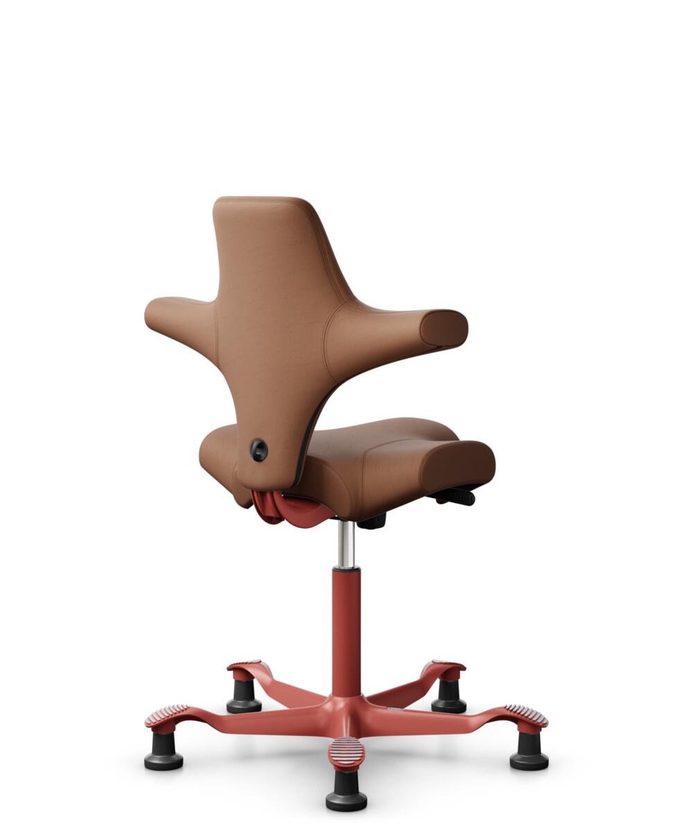 HÅG Capisco 8106 - Elmosoft (Elmo) - Semi-aniline Leder - EL33004 - Cognac - Framekleur - Blush Rose - Gasveer - 265 mm (Zithoogte 53-79cm) - Vloercontact - Glijdoppen - Voetenring - Nee, geen voetenring - Voetster - Nee, voetster in framekleur - 2