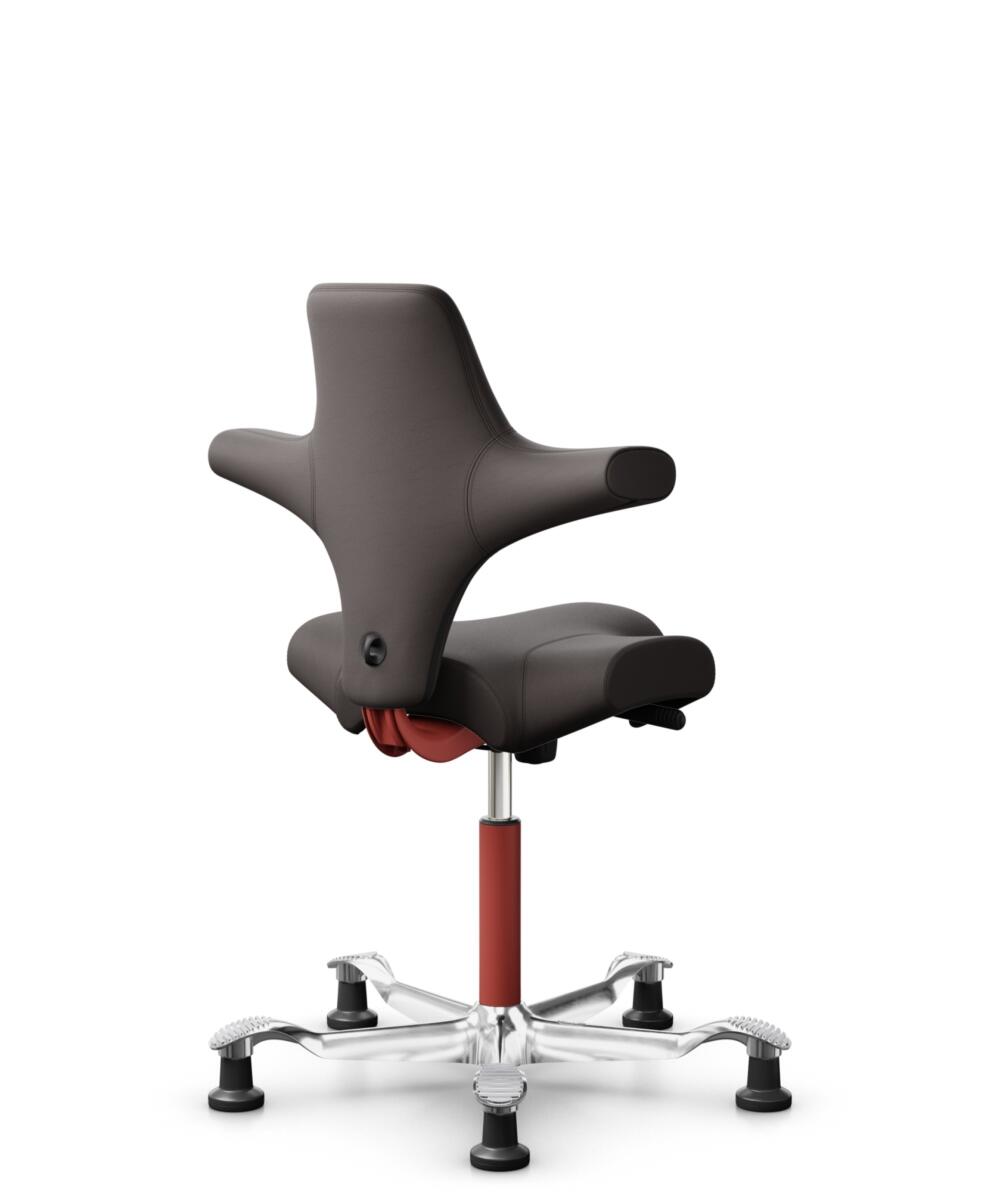 HÅG Capisco 8106 - Elmosoft (Elmo) - Semi-aniline Leder - EL93068 - Dark brown - Framekleur - Blush Rose - Gasveer - 150 mm (Zithoogte 40-55cm) - Vloercontact - Glijdoppen - Voetenring - Nee, geen voetenring - Voetster - Ja, voetster in gepolijst alumi... - 2