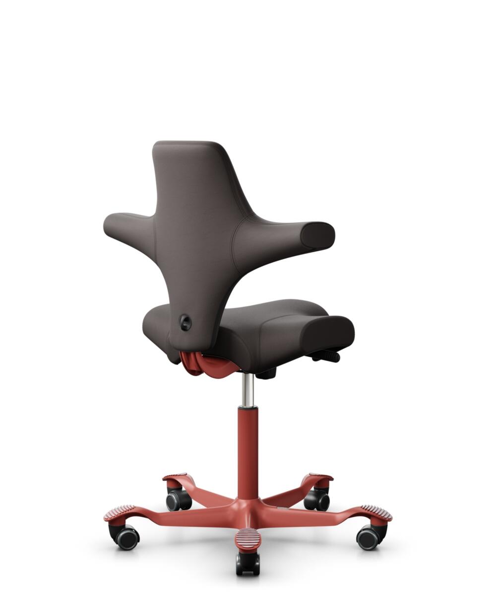 HÅG Capisco 8106 - Elmosoft (Elmo) - Semi-aniline Leder - EL93068 - Dark brown - Framekleur - Blush Rose - Gasveer - 200 mm (Zithoogte 46-64cm) - Vloercontact - Harde wielen t.b.v. zachte vloeren - Voetenring - Nee, geen voetenring - Voetster - Nee, vo... - 3