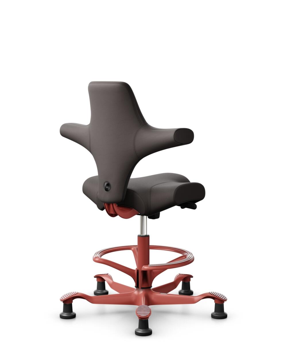 HÅG Capisco 8106 - Elmosoft (Elmo) - Semi-aniline Leder - EL93068 - Dark brown - Framekleur - Blush Rose - Gasveer - 200 mm (Zithoogte 46-64cm) - Vloercontact - Glijdoppen - Voetenring - Ja, in framekleur - Voetster - Nee, voetster in framekleur - 3