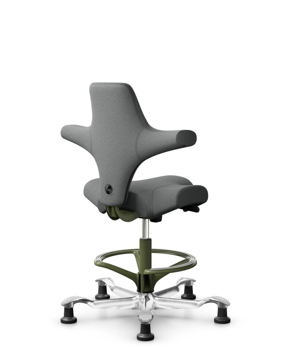 HÅG Capisco 8106 - Cura Loop (Gabriel) - Gerecycled Polyester - CLP60109 - Grey - Framekleur - Moss Grey - Gasveer - 265 mm (Zithoogte 53-79cm) - Vloercontact - Glijdoppen - Voetenring - Ja, in framekleur - Voetster - Ja, voetster in gepolijst aluminium - 3