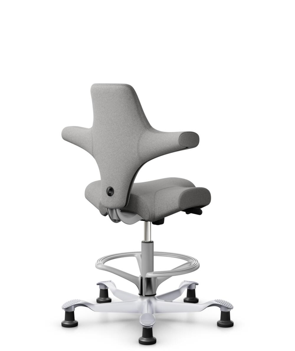 HÅG Capisco 8106 - Cura Loop (Gabriel) - Gerecycled Polyester - CLP60110 Light grey - Framekleur - Zilver - Gasveer - 200 mm (Zithoogte 46-64cm) - Vloercontact - Glijdoppen - Voetenring - Ja, in framekleur - Voetster - Nee, voetster in framekleur - 3