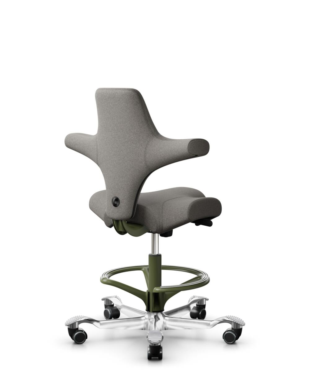 HÅG Capisco 8106 - Cura Loop (Gabriel) - Gerecycled Polyester - CLP61168 Beige-grey - Framekleur - Moss Grey - Gasveer - 265 mm (Zithoogte 53-79cm) - Vloercontact - Zachte wielen t.b.v. harde vloeren - Voetenring - Ja, in framekleur - Voetster - Ja, vo... - 3