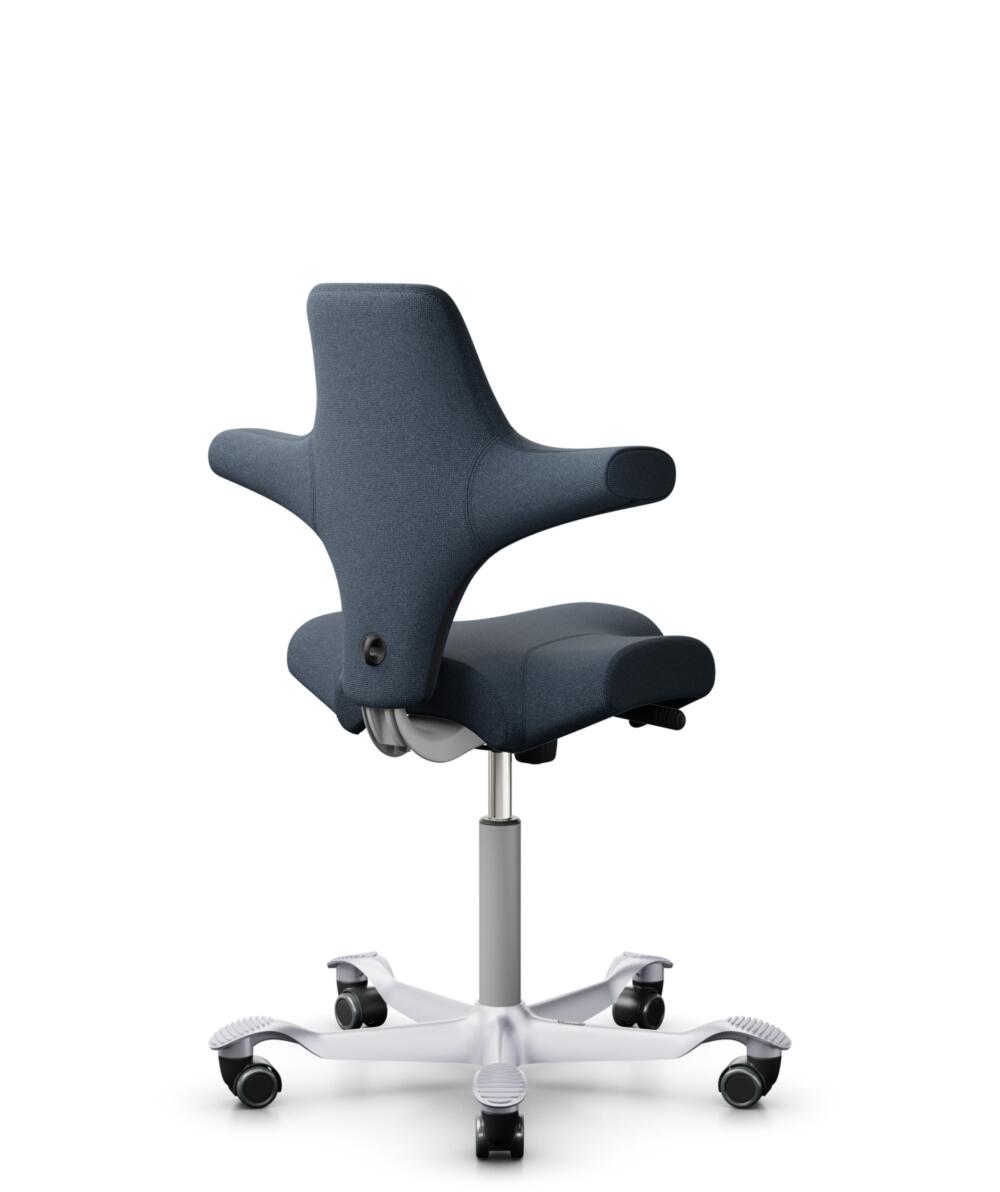 HÅG Capisco 8106 - Cura Loop (Gabriel) - Gerecycled Polyester - CLP66165 Blue - Framekleur - Zilver - Gasveer - 265 mm (Zithoogte 53-79cm) - Vloercontact - Zachte wielen t.b.v. harde vloeren - Voetenring - Nee, geen voetenring - Voetster - Nee, voetste... - 3