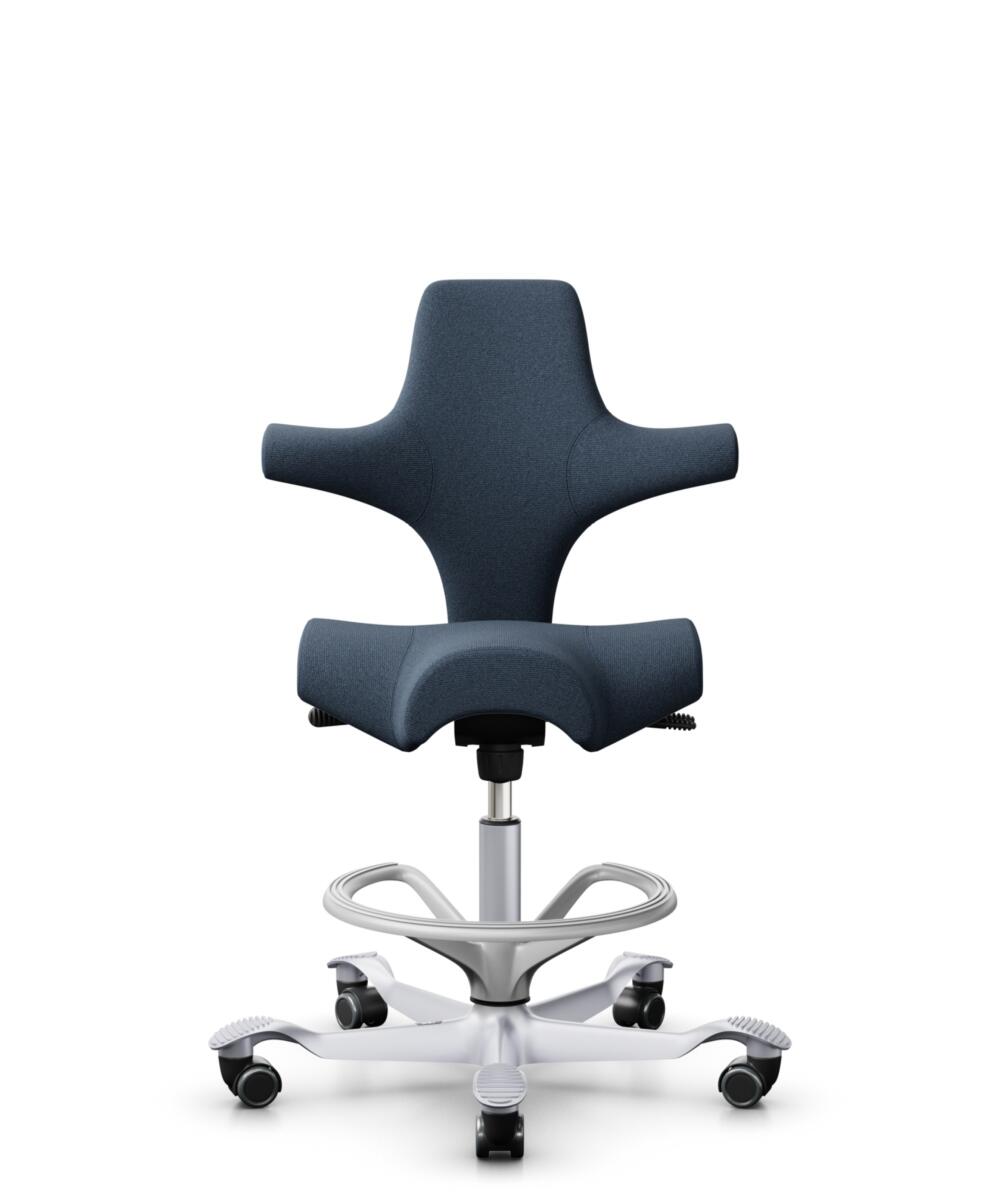 HÅG Capisco 8106 - Capture (Gabriel) - Wol / Polyamide - CPT6001 - Dark blue - Framekleur - Zilver - Gasveer - 265 mm (Zithoogte 53-79cm) - Vloercontact - Harde wielen t.b.v. zachte vloeren - Voetenring - Ja, in framekleur - Voetster - Nee, voetster in... - 3