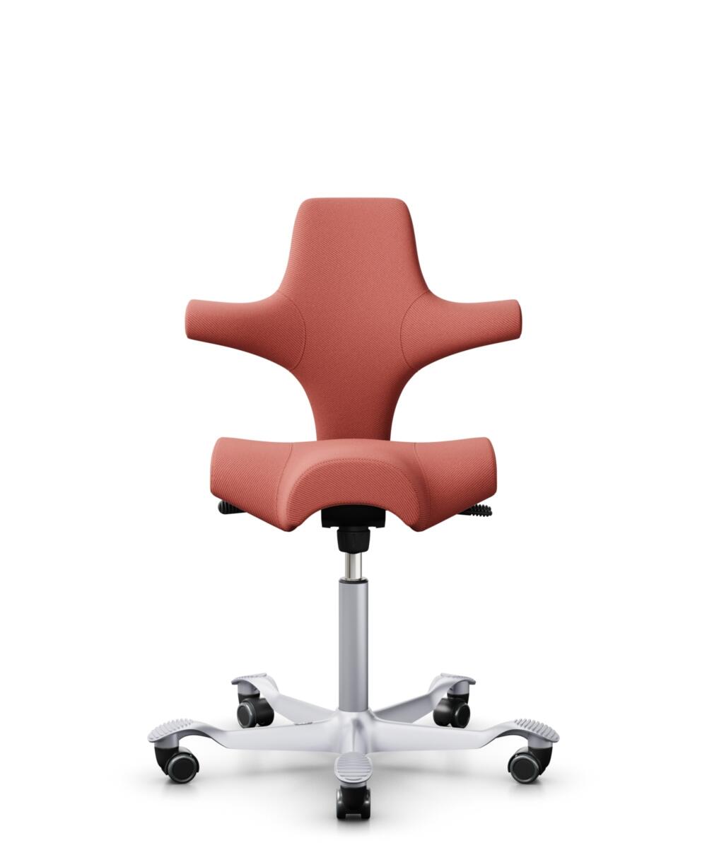 HÅG Capisco 8106 - Oceanic (Camira) - Gerecycled Polyester - OCI012 - Orange-red - Framekleur - Zilver - Gasveer - 265 mm (Zithoogte 53-79cm) - Vloercontact - Harde wielen t.b.v. zachte vloeren - Voetenring - Nee, geen voetenring - Voetster - Nee, voet... - 1