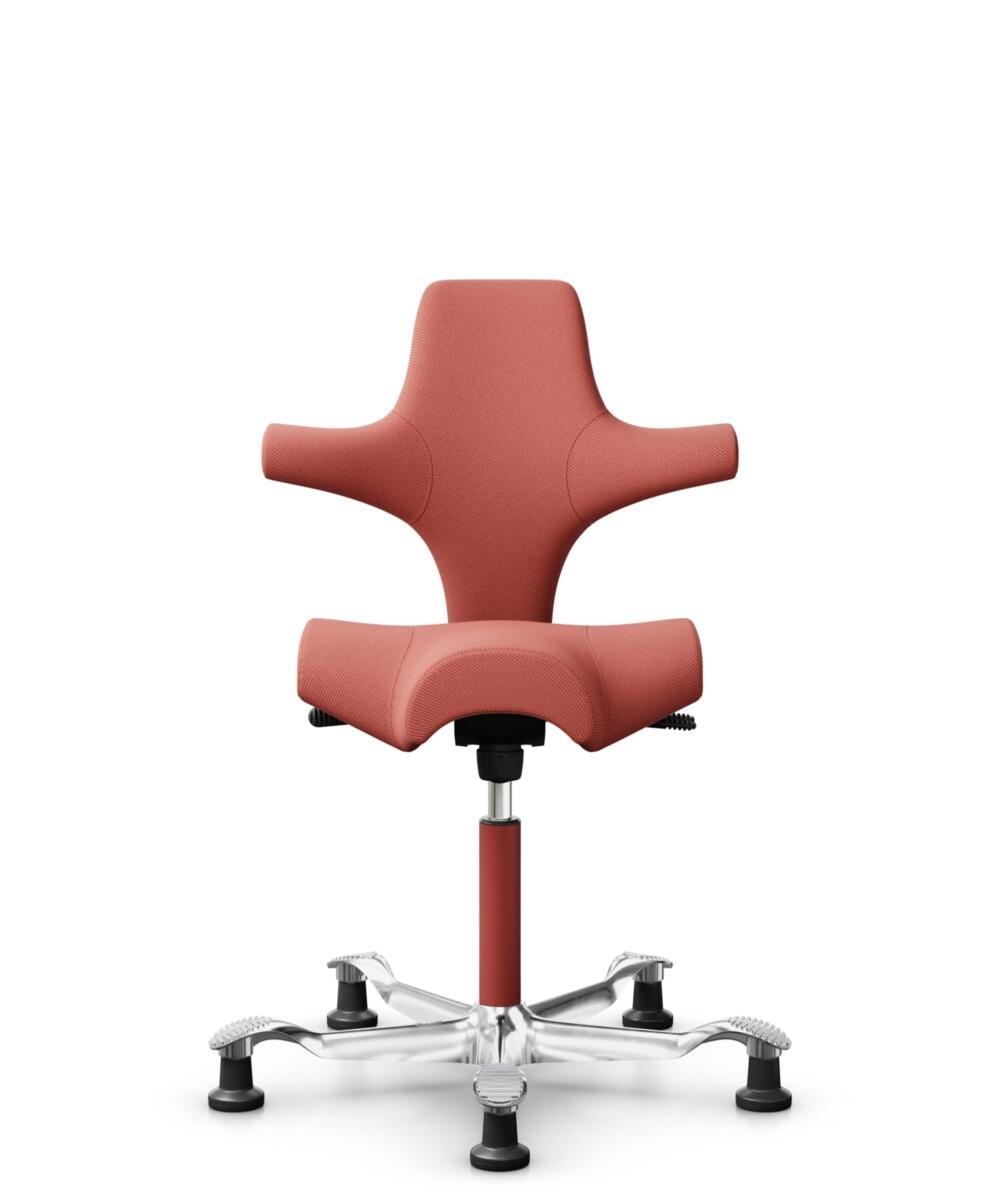HÅG Capisco 8106 - Oceanic (Camira) - Gerecycled Polyester - OCI012 - Orange-red - Framekleur - Blush Rose - Gasveer - 150 mm (Zithoogte 40-55cm) - Vloercontact - Glijdoppen - Voetenring - Nee, geen voetenring - Voetster - Ja, voetster in gepolijst alu... - 1