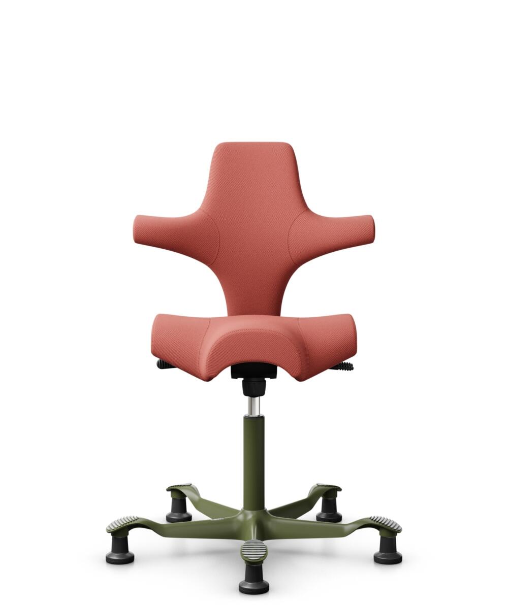 HÅG Capisco 8106 - Oceanic (Camira) - Gerecycled Polyester - OCI012 - Orange-red - Framekleur - Moss Grey - Gasveer - 200 mm (Zithoogte 46-64cm) - Vloercontact - Glijdoppen - Voetenring - Nee, geen voetenring - Voetster - Nee, voetster in framekleur - 1