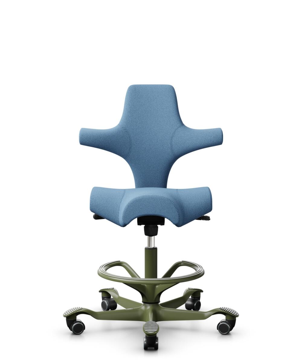 HÅG Capisco 8106 - Oceanic (Camira) - Gerecycled Polyester - OCI011 - Light blue - Framekleur - Moss Grey - Gasveer - 200 mm (Zithoogte 46-64cm) - Vloercontact - Harde wielen t.b.v. zachte vloeren - Voetenring - Ja, in framekleur - Voetster - Nee, voet... - 1