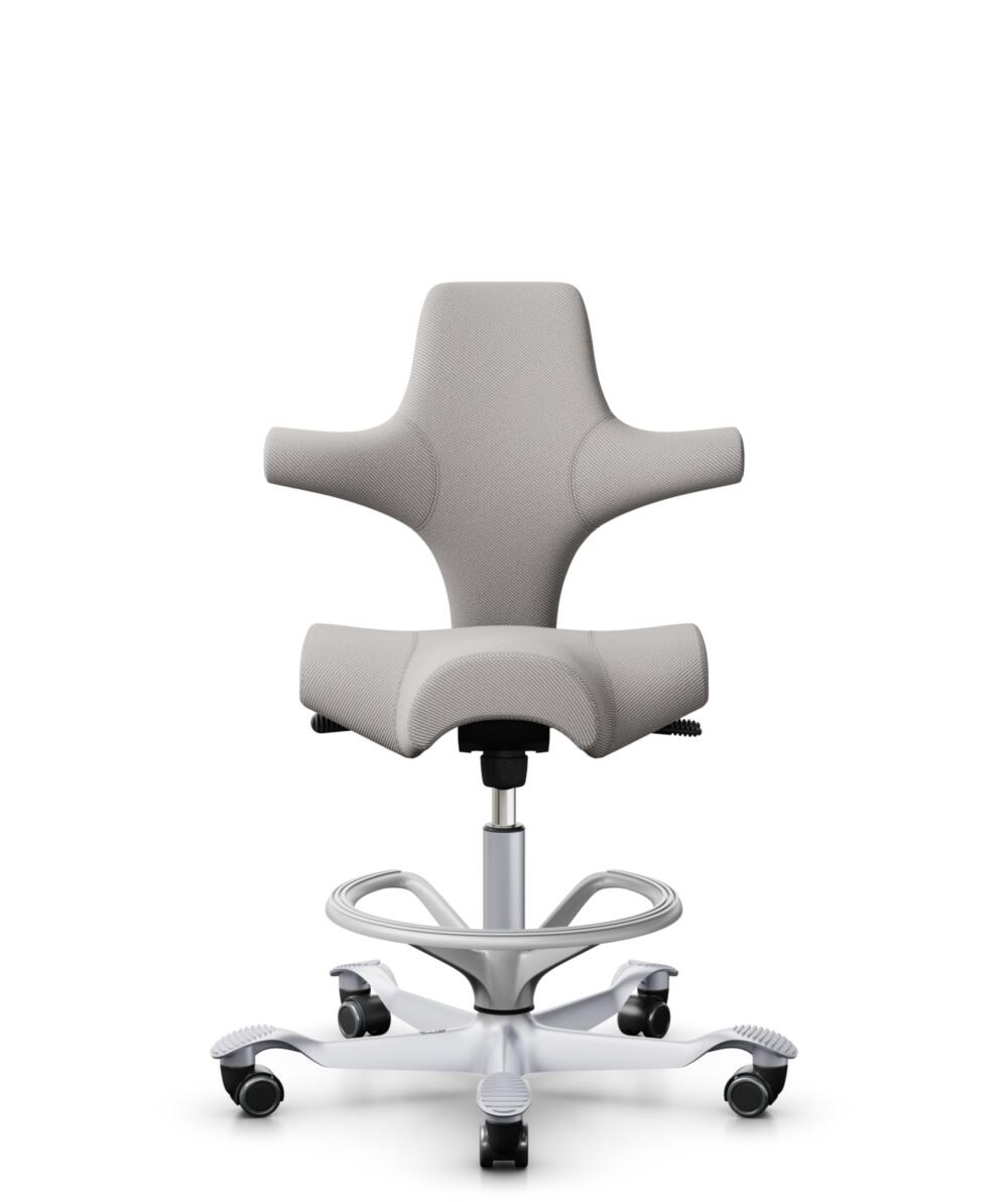 HÅG Capisco 8106 - Oceanic (Camira) - Gerecycled Polyester - OCI014 - Light beige - Framekleur - Zilver - Gasveer - 200 mm (Zithoogte 46-64cm) - Vloercontact - Zachte wielen t.b.v. harde vloeren - Voetenring - Ja, in framekleur - Voetster - Nee, voetst... - 1