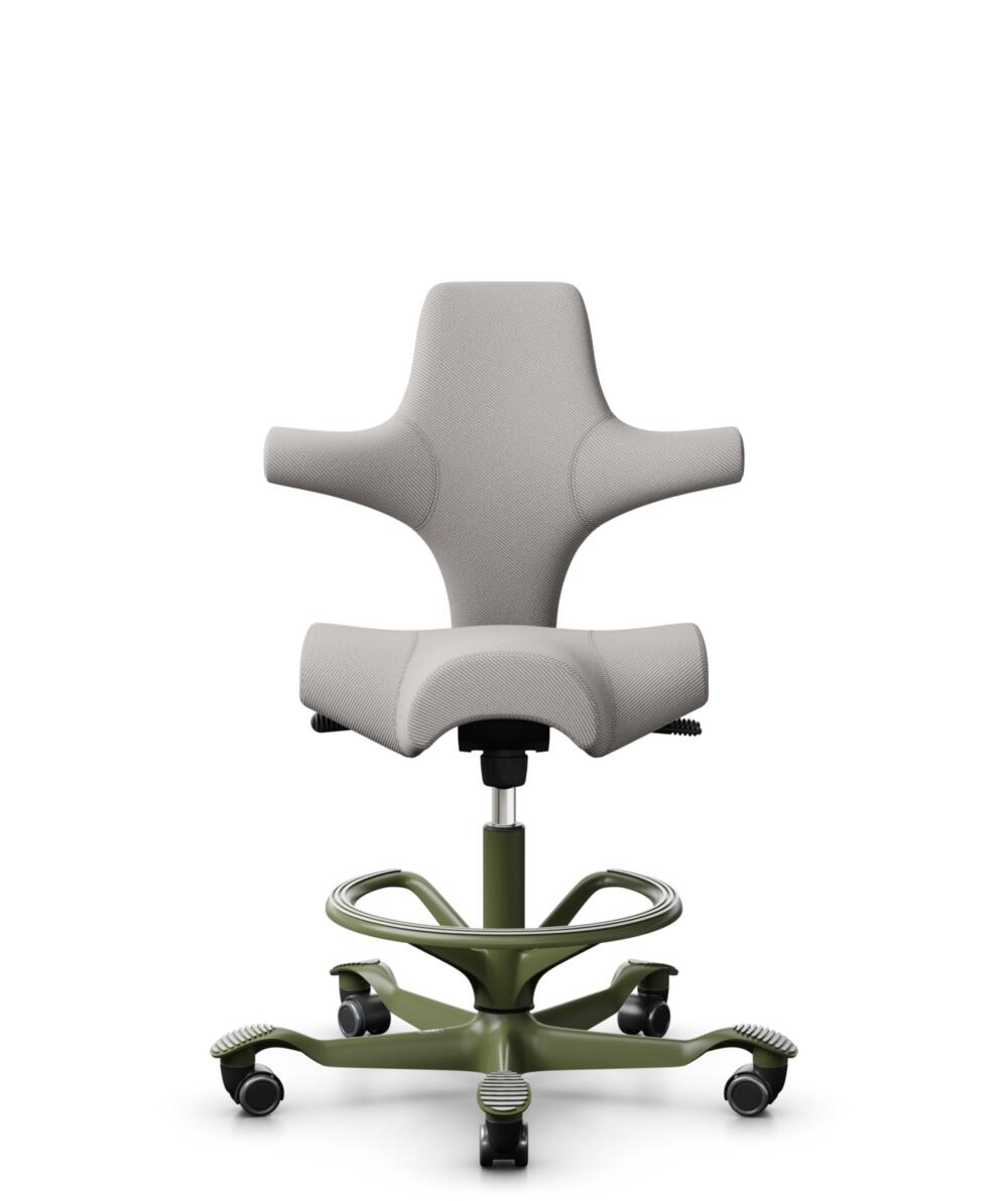 HÅG Capisco 8106 - Oceanic (Camira) - Gerecycled Polyester - OCI014 - Light beige - Framekleur - Moss Grey - Gasveer - 200 mm (Zithoogte 46-64cm) - Vloercontact - Harde wielen t.b.v. zachte vloeren - Voetenring - Ja, in framekleur - Voetster - Nee, voe... - 1