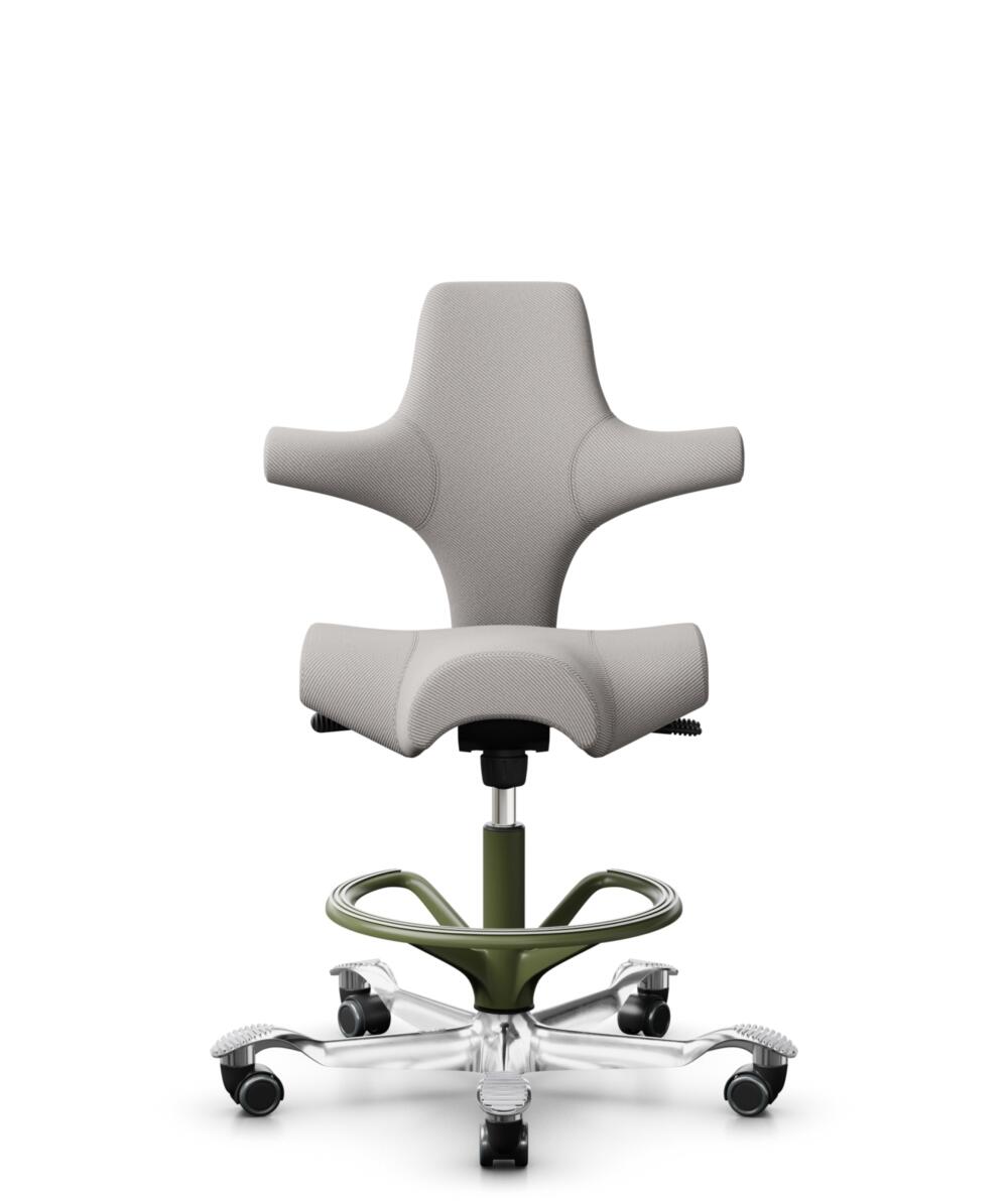HÅG Capisco 8106 - Oceanic (Camira) - Gerecycled Polyester - OCI014 - Light beige - Framekleur - Moss Grey - Gasveer - 265 mm (Zithoogte 53-79cm) - Vloercontact - Harde wielen t.b.v. zachte vloeren - Voetenring - Ja, in framekleur - Voetster - Ja, voet... - 1