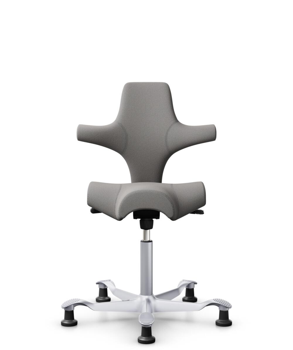 HÅG Capisco 8106 - Oceanic (Camira) - Gerecycled Polyester - OCI008 - Warm grey - Framekleur - Zilver - Gasveer - 200 mm (Zithoogte 46-64cm) - Vloercontact - Glijdoppen - Voetenring - Nee, geen voetenring - Voetster - Nee, voetster in framekleur - 1