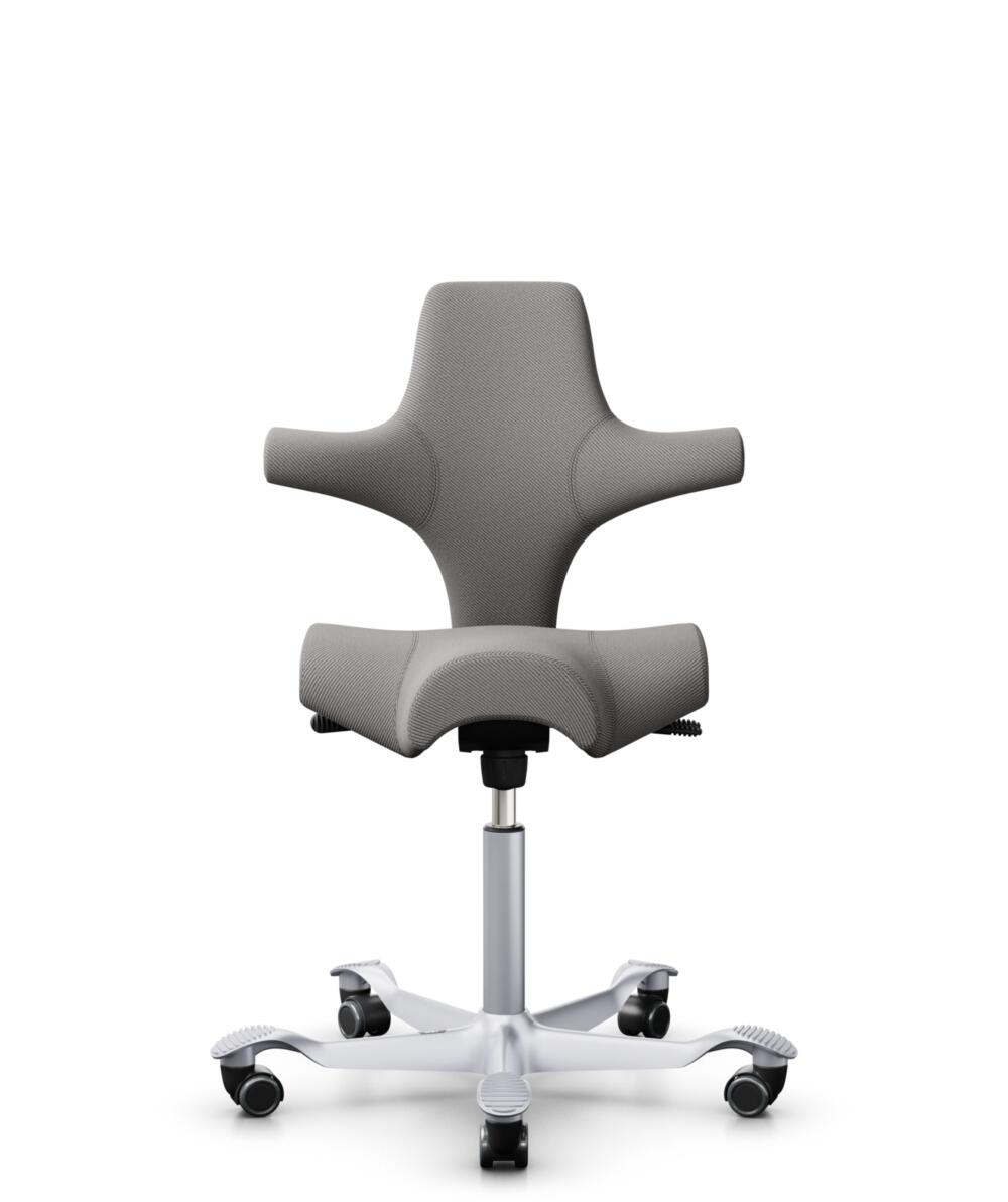HÅG Capisco 8106 - Oceanic (Camira) - Gerecycled Polyester - OCI008 - Warm grey - Framekleur - Zilver - Gasveer - 265 mm (Zithoogte 53-79cm) - Vloercontact - Harde wielen t.b.v. zachte vloeren - Voetenring - Nee, geen voetenring - Voetster - Nee, voets... - 1