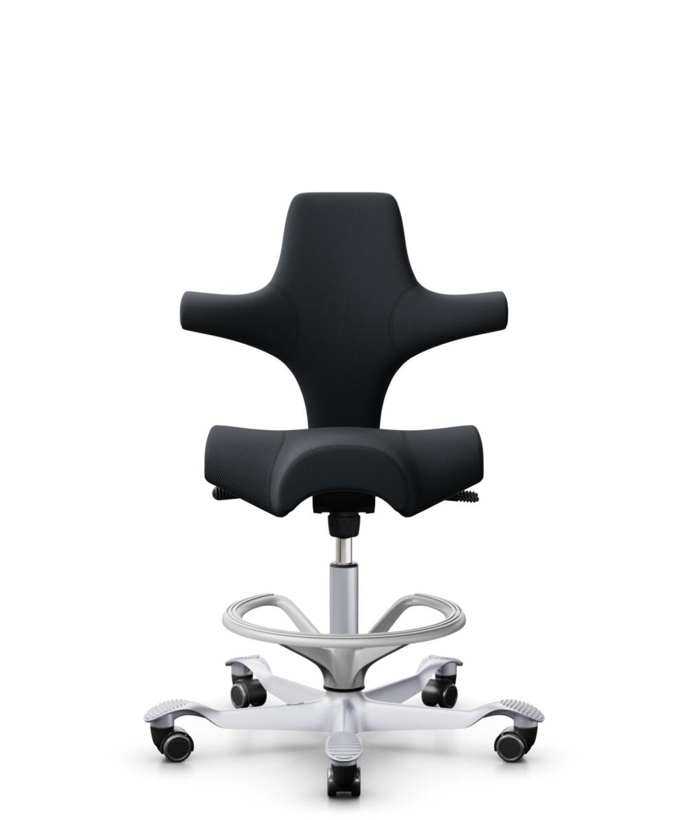 HÅG Capisco 8106 - Oceanic (Camira) - Gerecycled Polyester - OCI001 - Black - Framekleur - Zilver - Gasveer - 265 mm (Zithoogte 53-79cm) - Vloercontact - Harde wielen t.b.v. zachte vloeren - Voetenring - Ja, in framekleur - Voetster - Nee, voetster in ... - 1