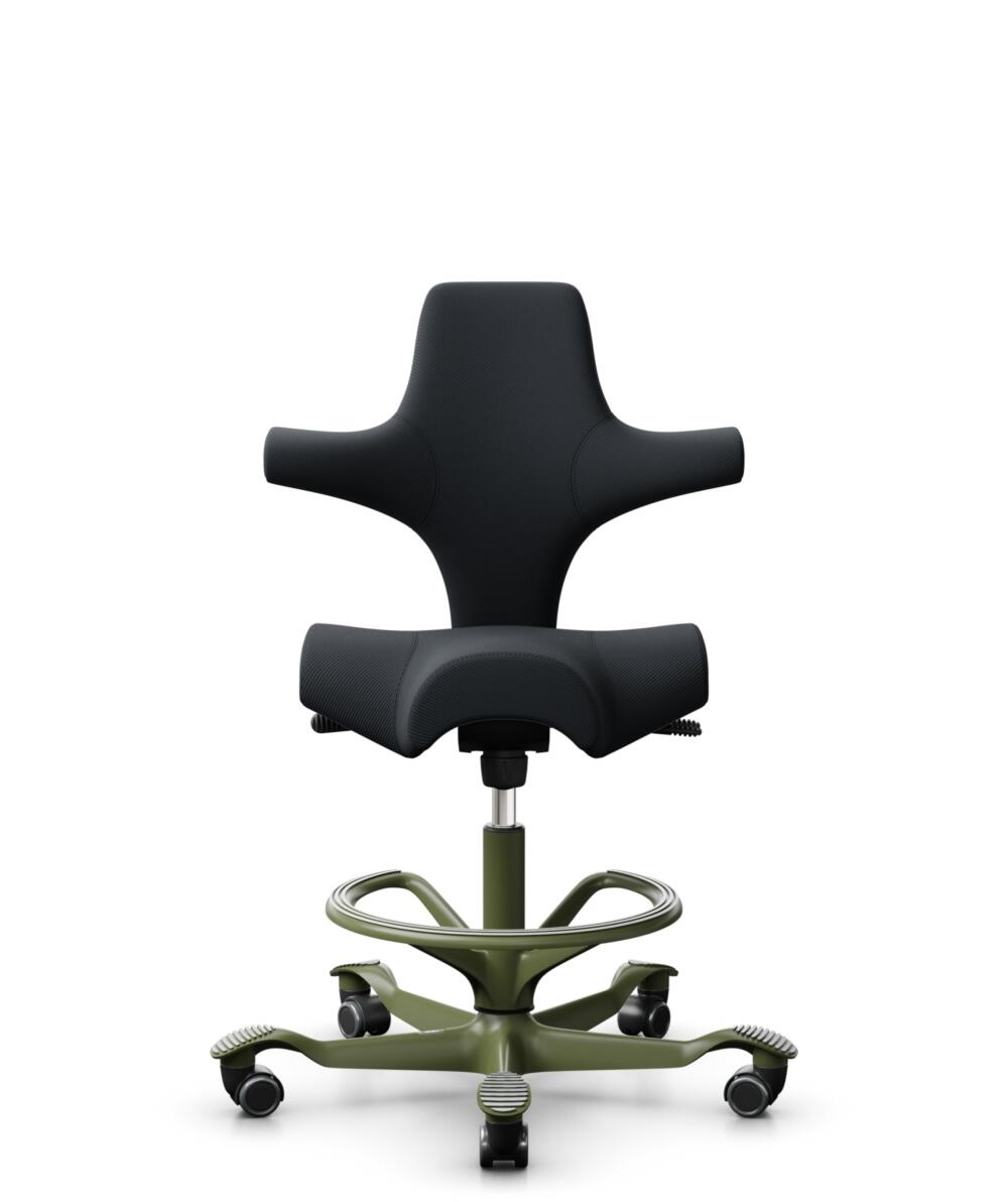 HÅG Capisco 8106 - Oceanic (Camira) - Gerecycled Polyester - OCI001 - Black - Framekleur - Moss Grey - Gasveer - 200 mm (Zithoogte 46-64cm) - Vloercontact - Harde wielen t.b.v. zachte vloeren - Voetenring - Ja, in framekleur - Voetster - Nee, voetster ... - 1