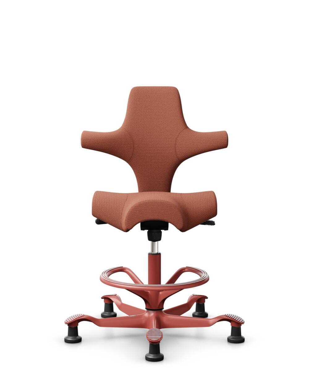 HÅG Capisco 8106 - Sirdal (GU) - Wol - SRD630 - Brick red - Framekleur - Blush Rose - Gasveer - 265 mm (Zithoogte 53-79cm) - Vloercontact - Glijdoppen - Voetenring - Ja, in framekleur - Voetster - Nee, voetster in framekleur - 1