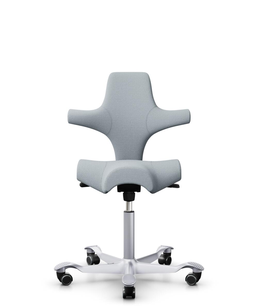 HÅG Capisco 8106 - Sirdal (GU) - Wol - SRD120 Light grey - Framekleur - Zilver - Gasveer - 150 mm (Zithoogte 40-55cm) - Vloercontact - Harde wielen t.b.v. zachte vloeren - Voetenring - Nee, geen voetenring - Voetster - Nee, voetster in framekleur - 1