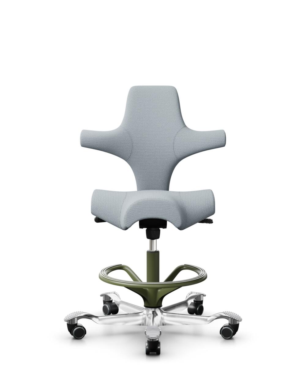 HÅG Capisco 8106 - Sirdal (GU) - Wol - SRD120 Light grey - Framekleur - Moss Grey - Gasveer - 265 mm (Zithoogte 53-79cm) - Vloercontact - Harde wielen t.b.v. zachte vloeren - Voetenring - Ja, in framekleur - Voetster - Ja, voetster in gepolijst aluminium - 1
