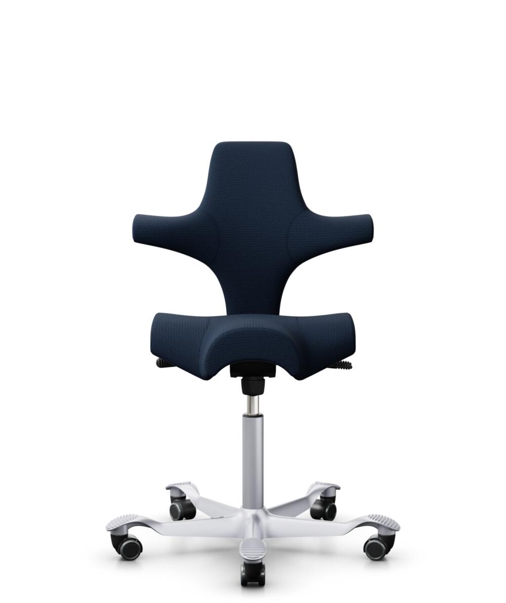 HÅG Capisco 8106 - Sirdal (GU) - Wol - SRD780 Dark blue - Framekleur - Zilver - Gasveer - 200 mm (Zithoogte 46-64cm) - Vloercontact - Harde wielen t.b.v. zachte vloeren - Voetenring - Nee, geen voetenring - Voetster - Nee, voetster in framekleur - 1