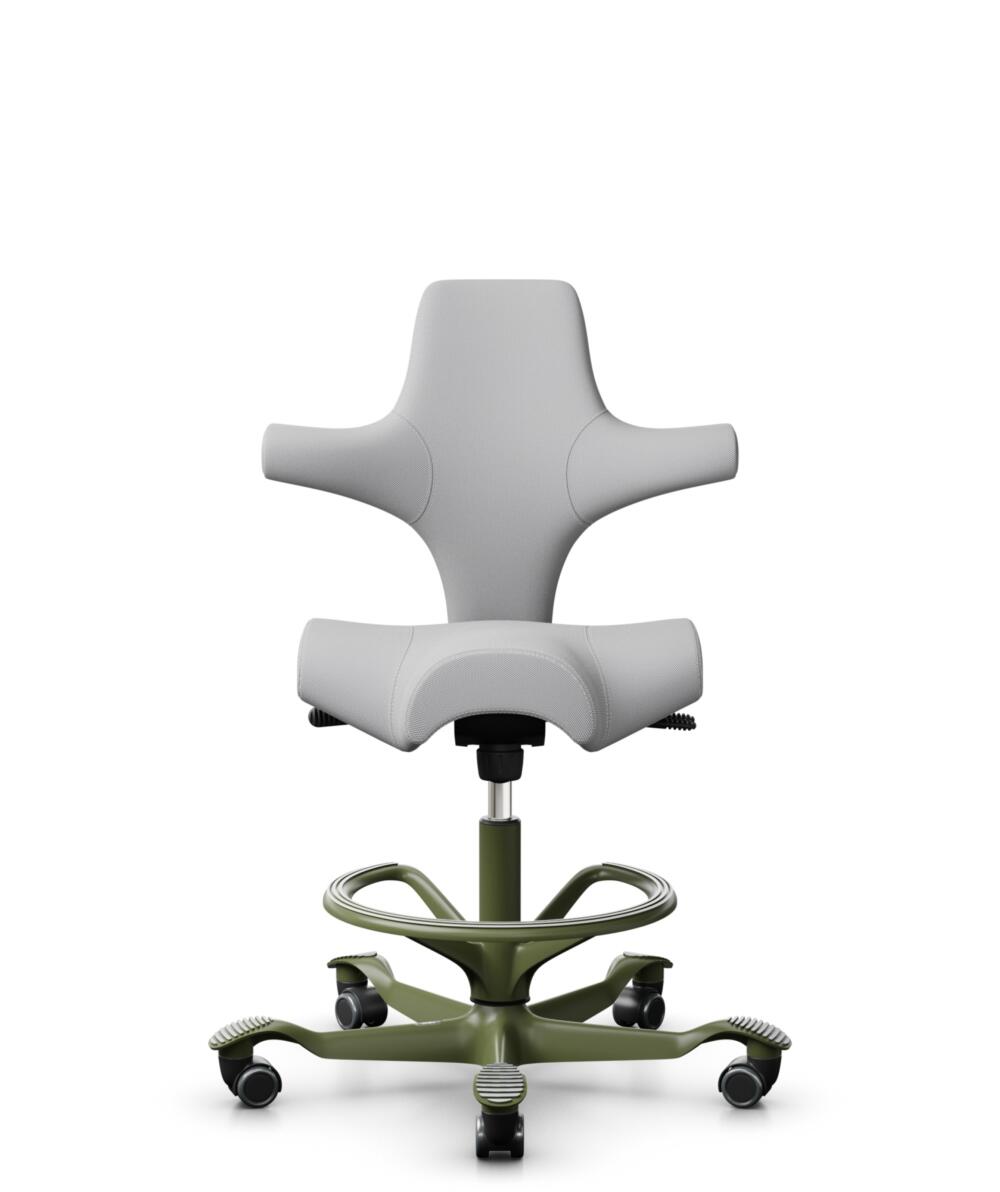 HÅG Capisco 8106 - Steelcut Trio 3 (Kvadrat) - Wol / Polyamide - STT133 - Light grey - Framekleur - Moss Grey - Gasveer - 265 mm (Zithoogte 53-79cm) - Vloercontact - Harde wielen t.b.v. zachte vloeren - Voetenring - Ja, in framekleur - Voetster - Nee, ... - 1