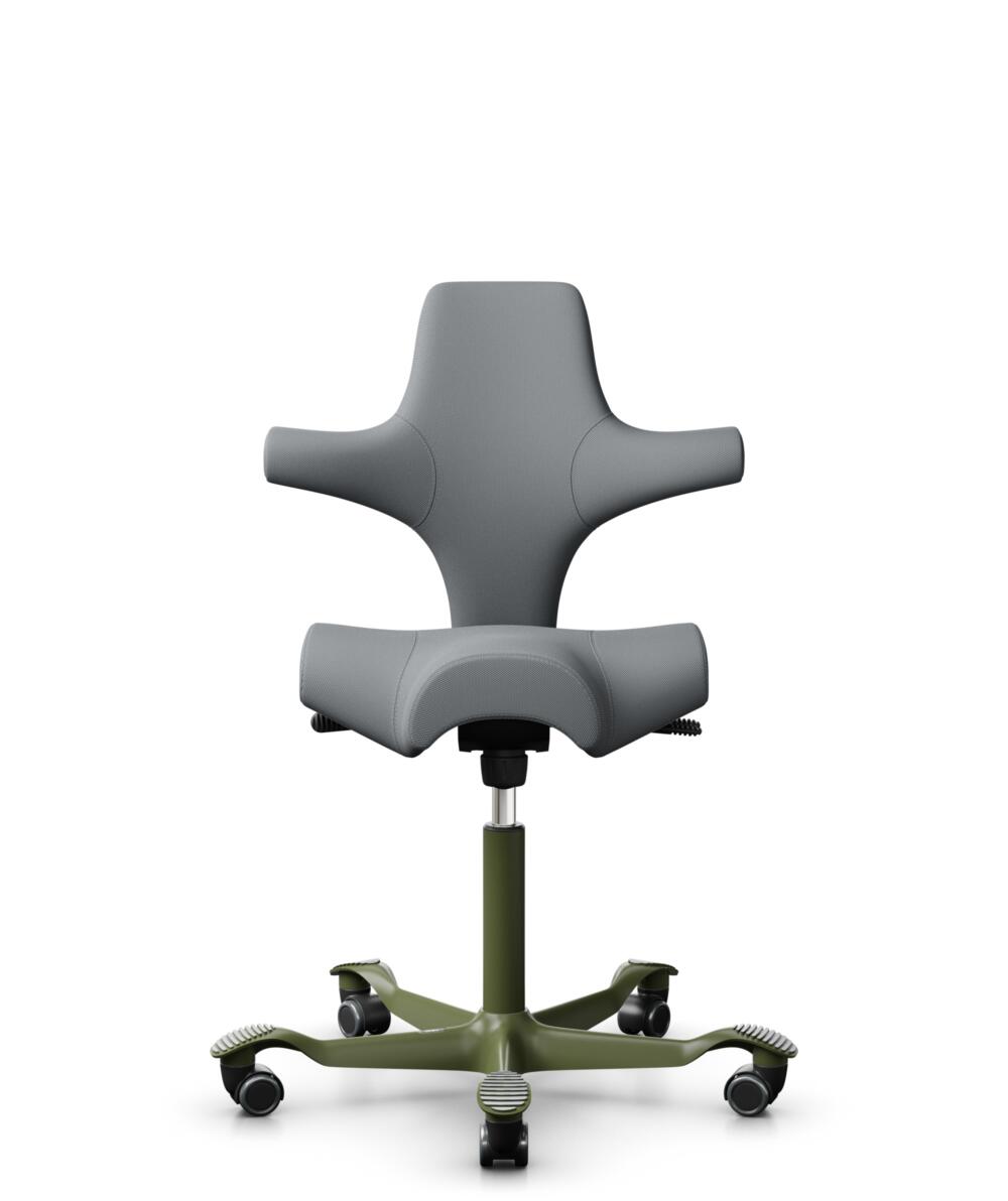 HÅG Capisco 8106 - Steelcut Trio 3 (Kvadrat) - Wol / Polyamide - STT153 - Grey - Framekleur - Moss Grey - Gasveer - 200 mm (Zithoogte 46-64cm) - Vloercontact - Harde wielen t.b.v. zachte vloeren - Voetenring - Nee, geen voetenring - Voetster - Nee, voe... - 1