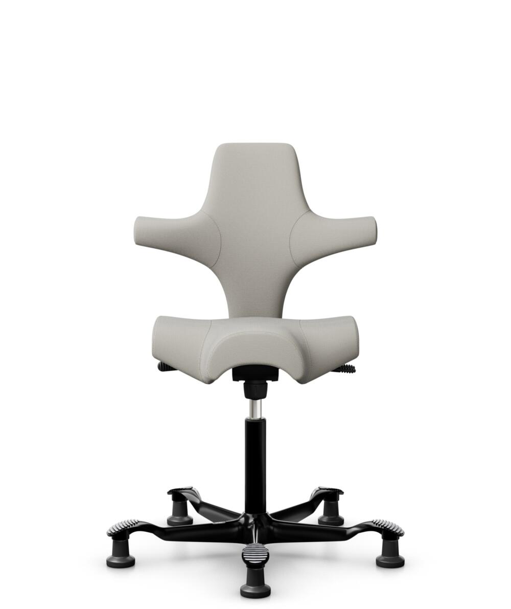 HÅG Capisco 8106 - Steelcut Trio 3 (Kvadrat) - Wol / Polyamide - STT213 - Light beige - Framekleur - Zwart - Gasveer - 265 mm (Zithoogte 53-79cm) - Vloercontact - Glijdoppen - Voetenring - Nee, geen voetenring - Voetster - Nee, voetster in framekleur - 1