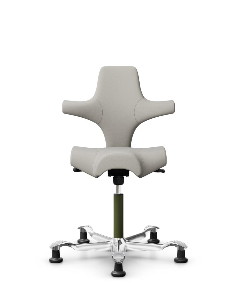 HÅG Capisco 8106 - Steelcut Trio 3 (Kvadrat) - Wol / Polyamide - STT213 - Light beige - Framekleur - Moss Grey - Gasveer - 200 mm (Zithoogte 46-64cm) - Vloercontact - Glijdoppen - Voetenring - Nee, geen voetenring - Voetster - Ja, voetster in gepolijst... - 1